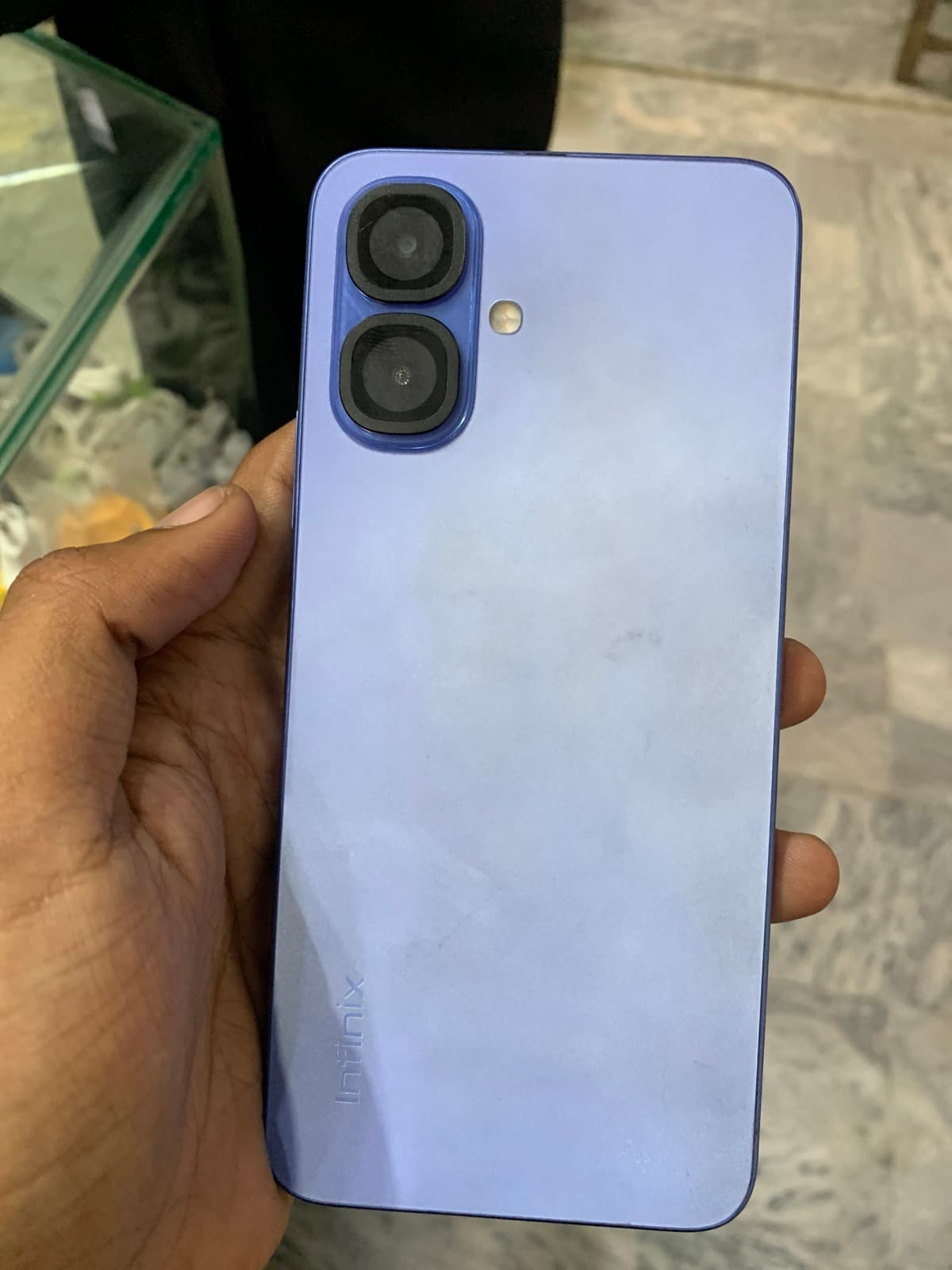 Infinix Smart 10 · 4GB / 64GB