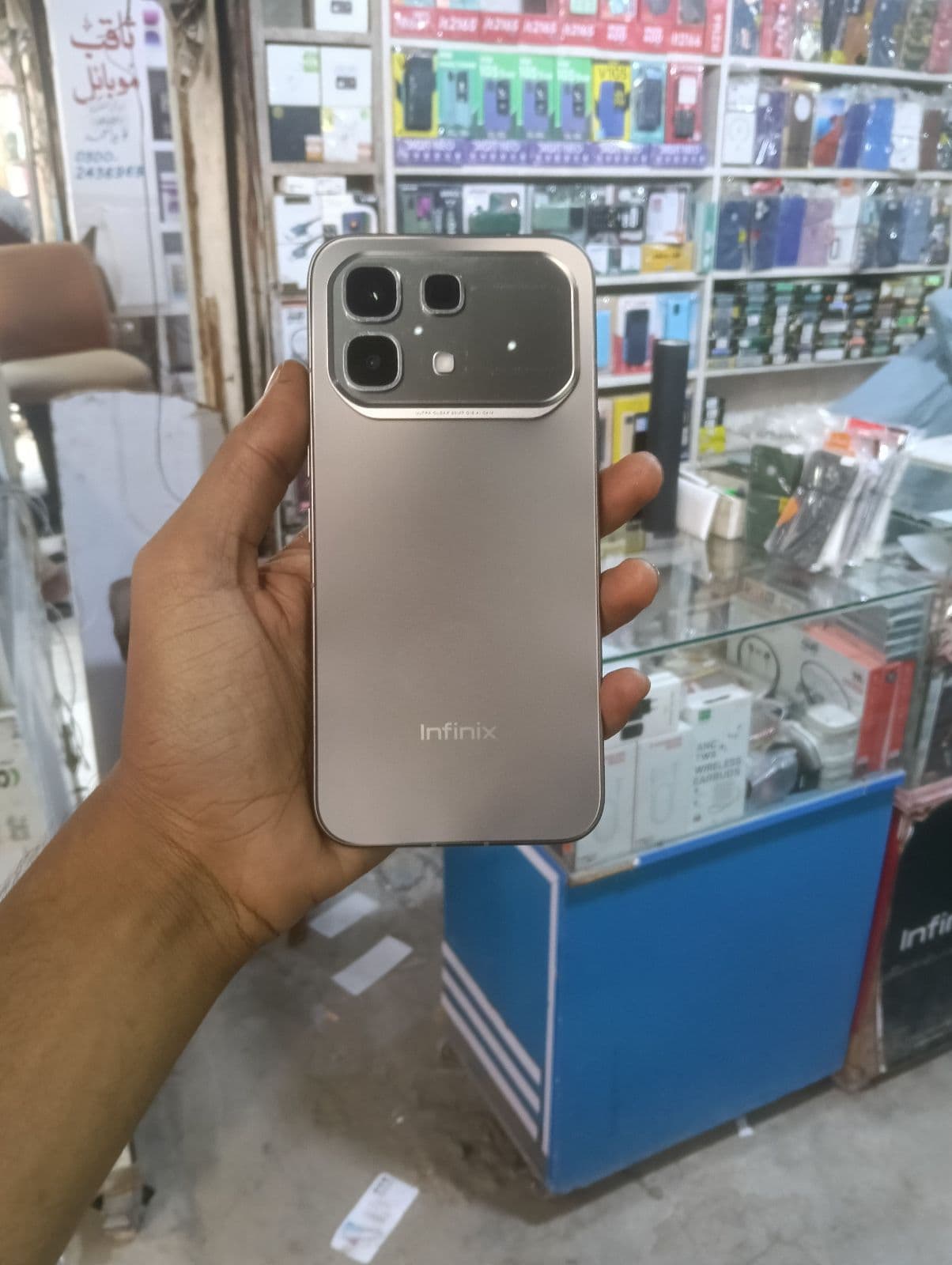 Infinix Note 60 · 8GB / 256GB