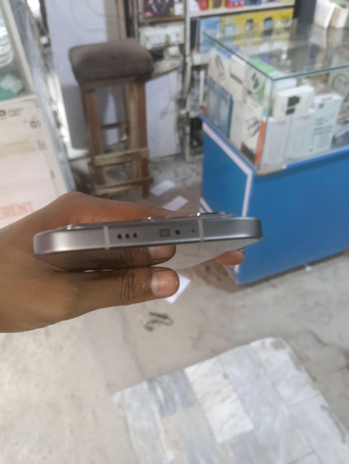 Infinix Note 60 8GB / 256GB in Mist Titanium — photo 5