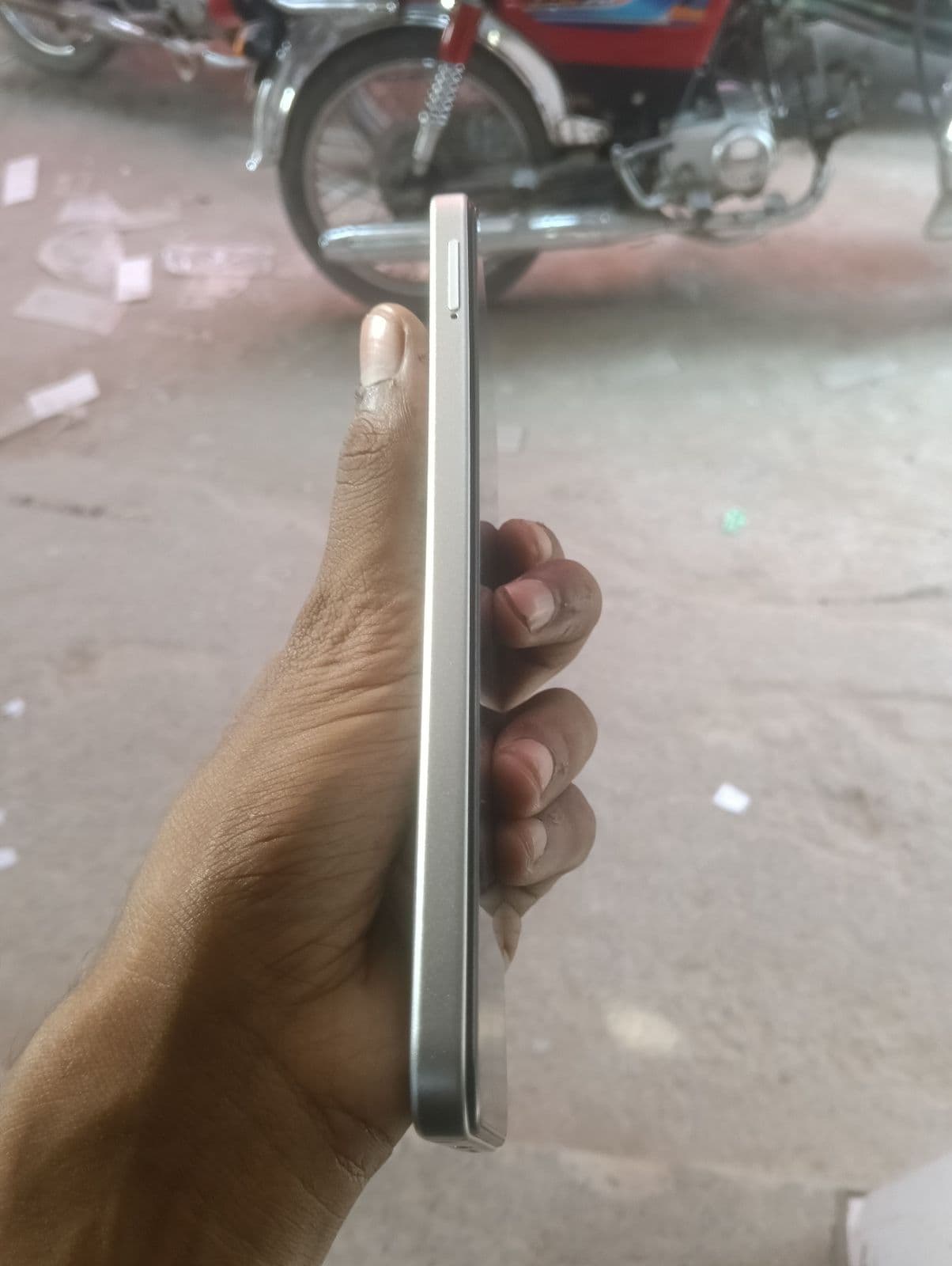 Infinix Smart 9 4GB / 128GB in Neo Titanium — photo 4