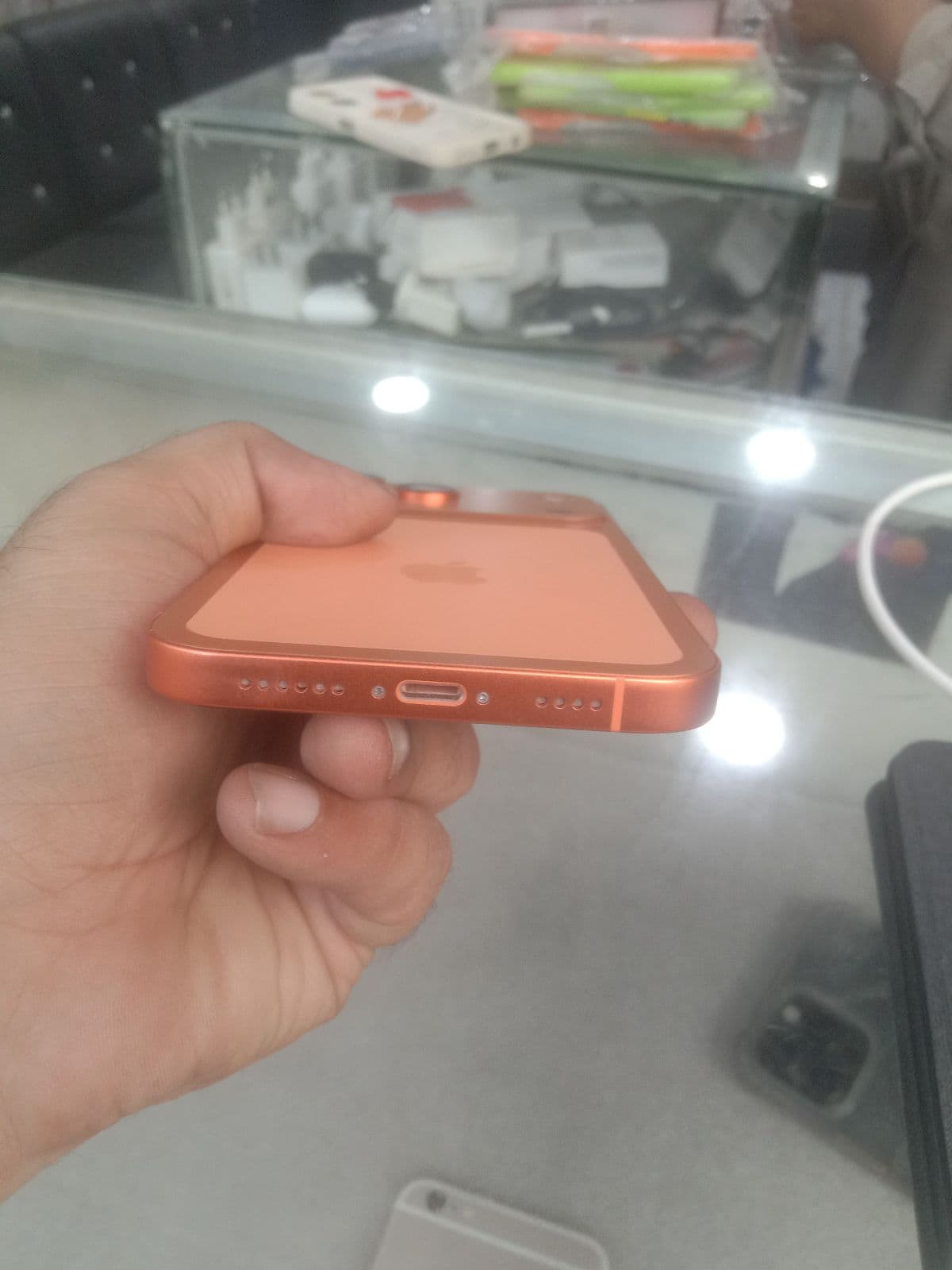 Apple iPhone XR 64GB in Black — photo 5