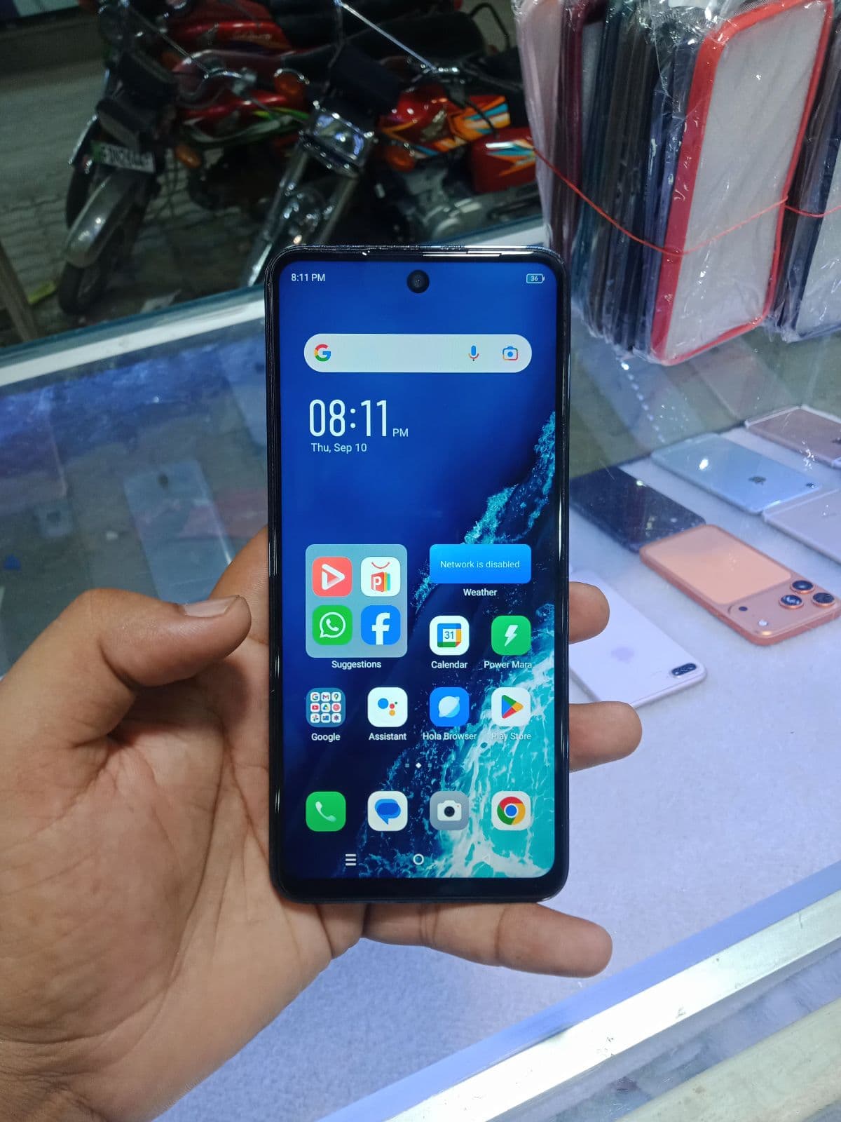 Infinix Hot 40i 8GB / 256GB in Palm Blue — photo 2
