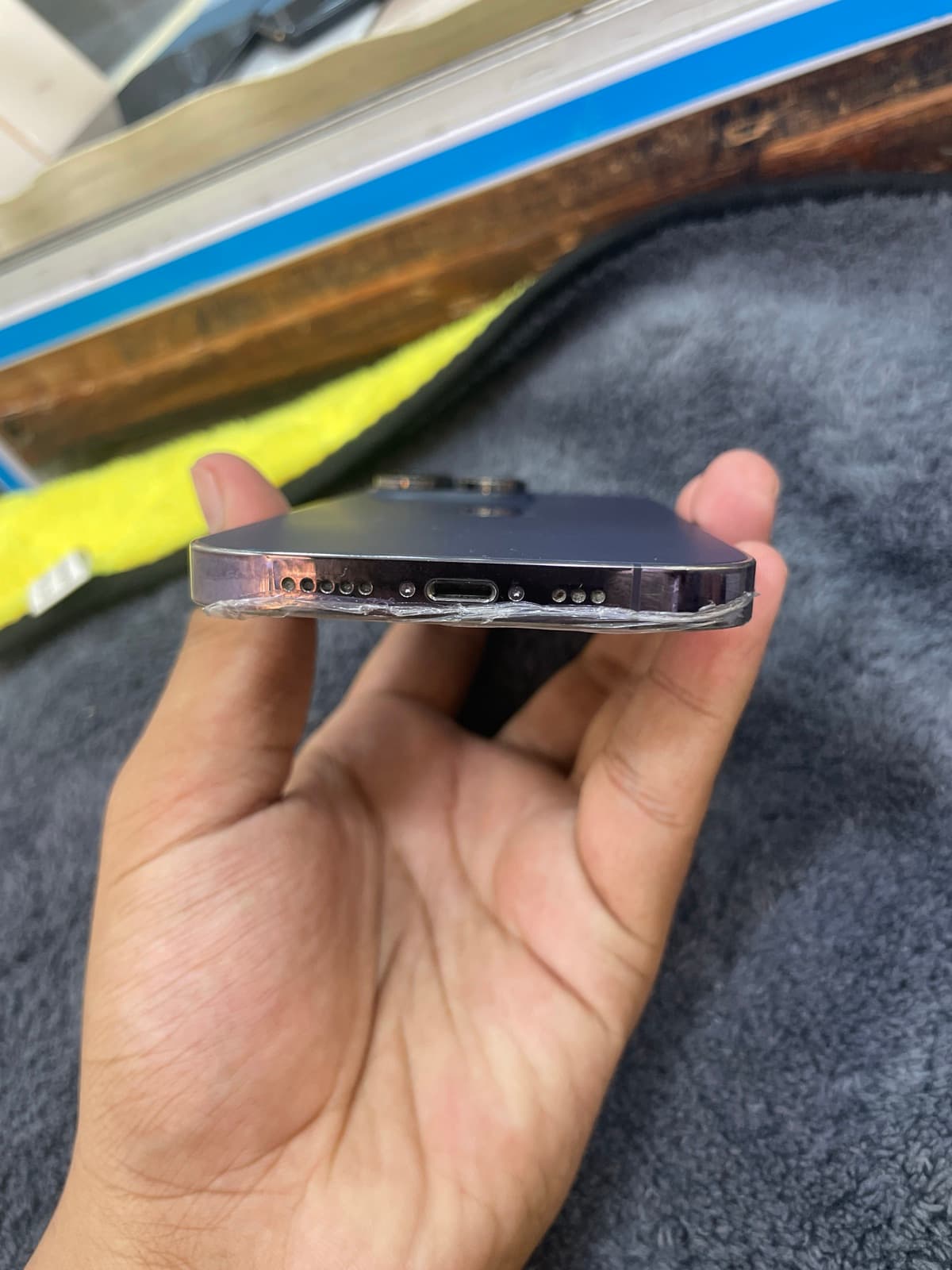 Apple iPhone 14 Pro 128GB in Deep Purple — photo 2