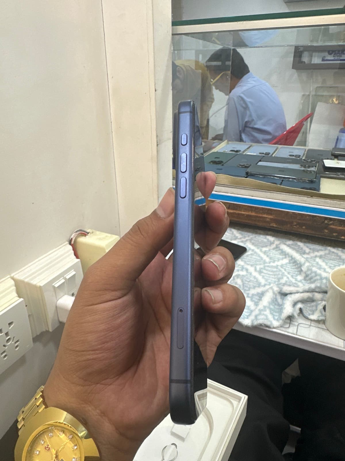 Apple iPhone 17 Pro Max 256GB in Deep Blue — photo 2