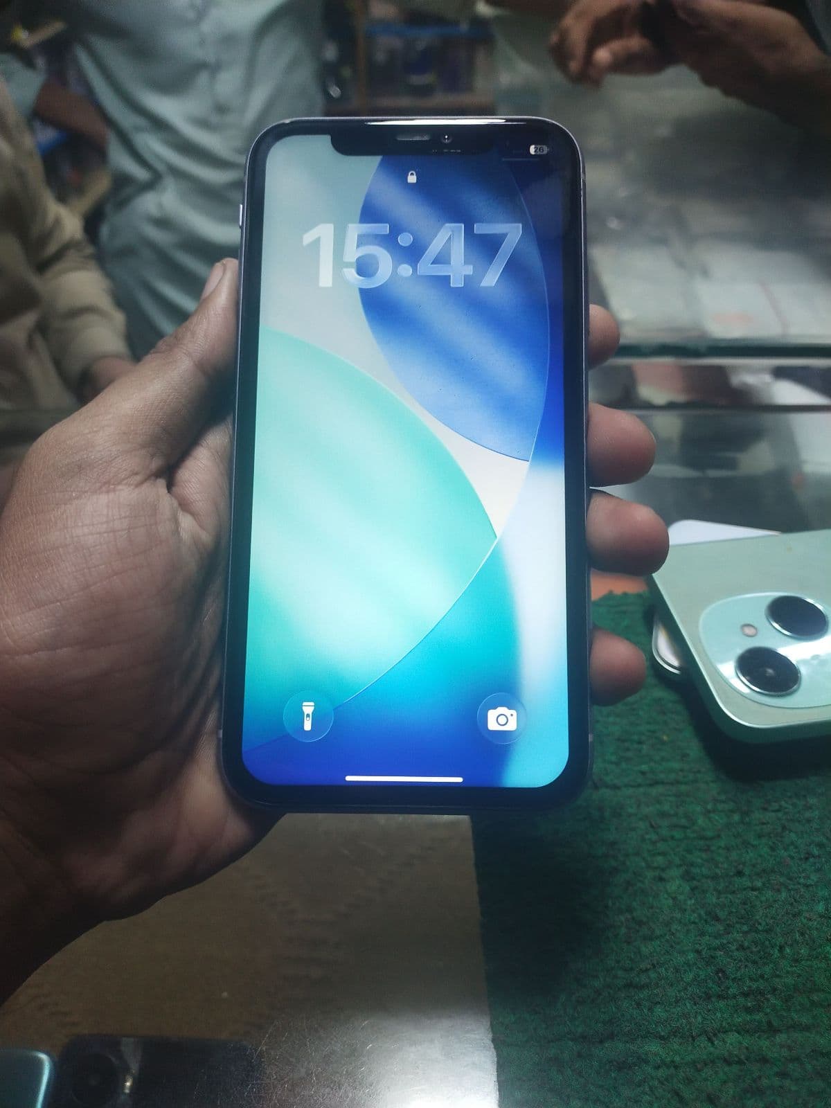 Apple iPhone 11 64GB in Purple — photo 3