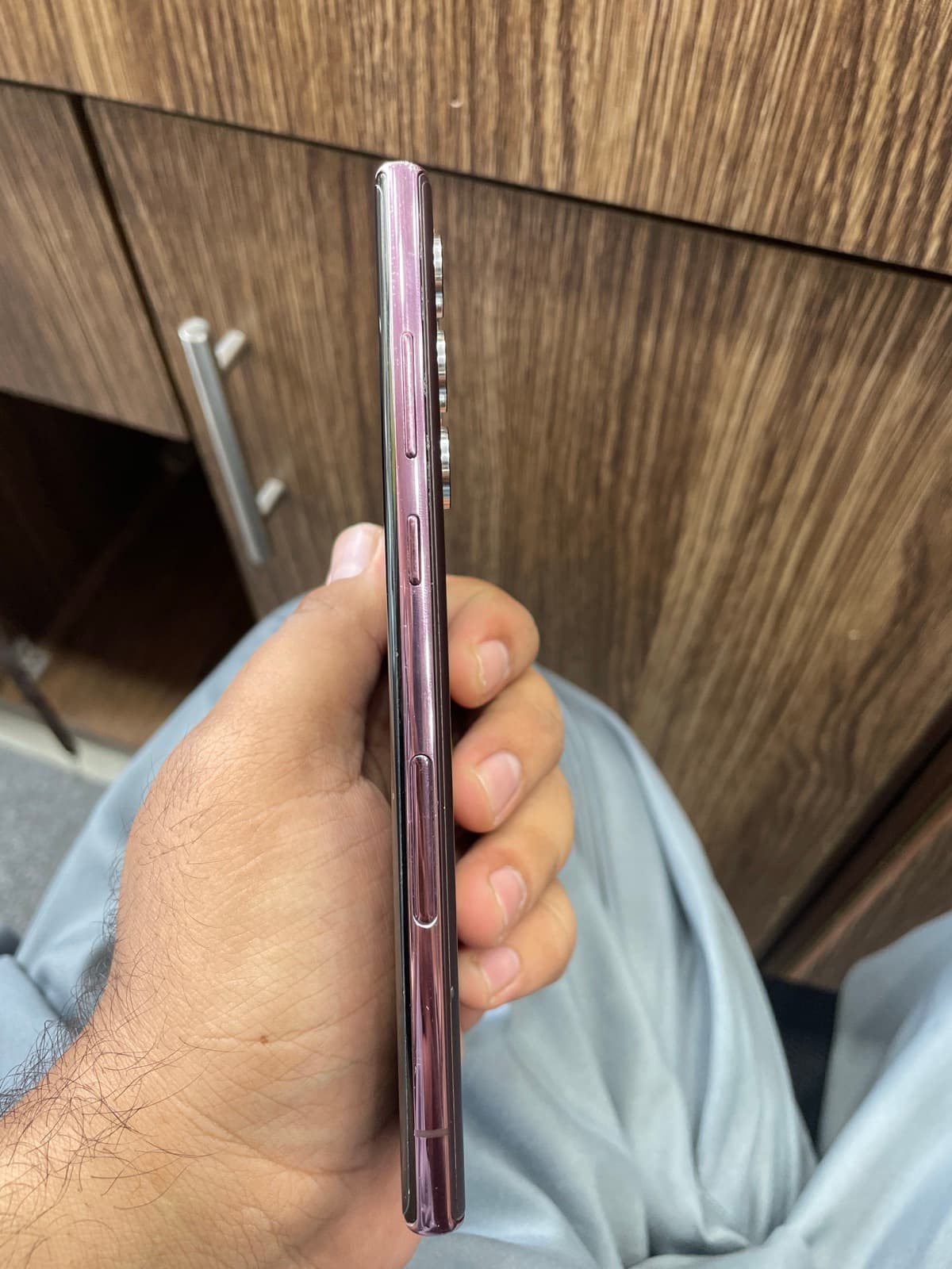 Samsung Galaxy S22 Ultra 12GB / 256GB in Burgundy — photo 2