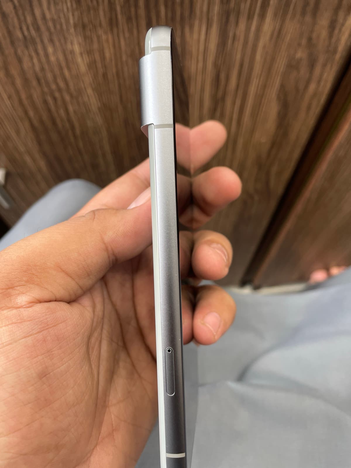 Google Pixel 8 8GB / 128GB in Hazel — photo 2