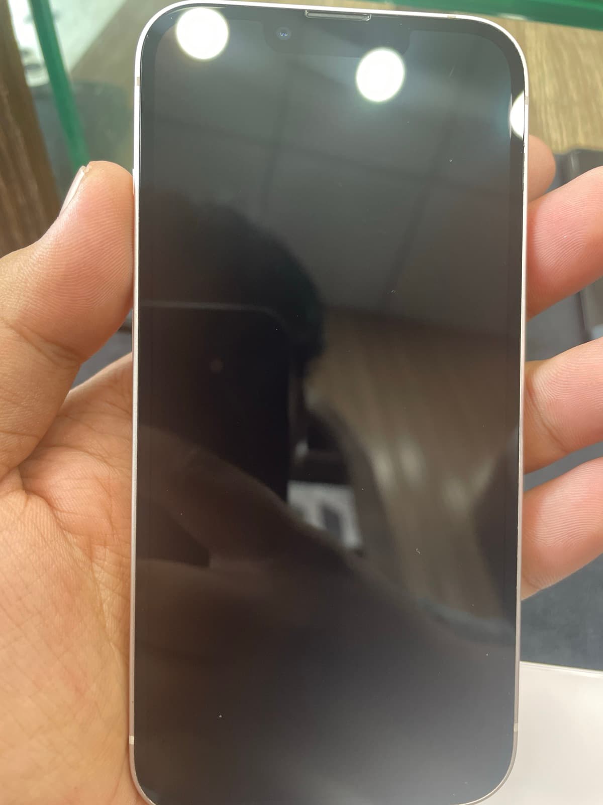 iPhone 13 · 128GB
