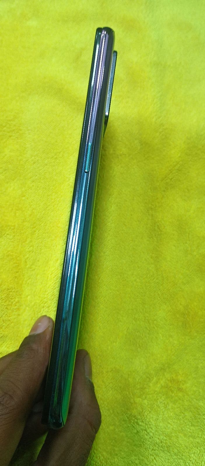 Oppo F19 Pro 8GB / 128GB in Space Silver — photo 3