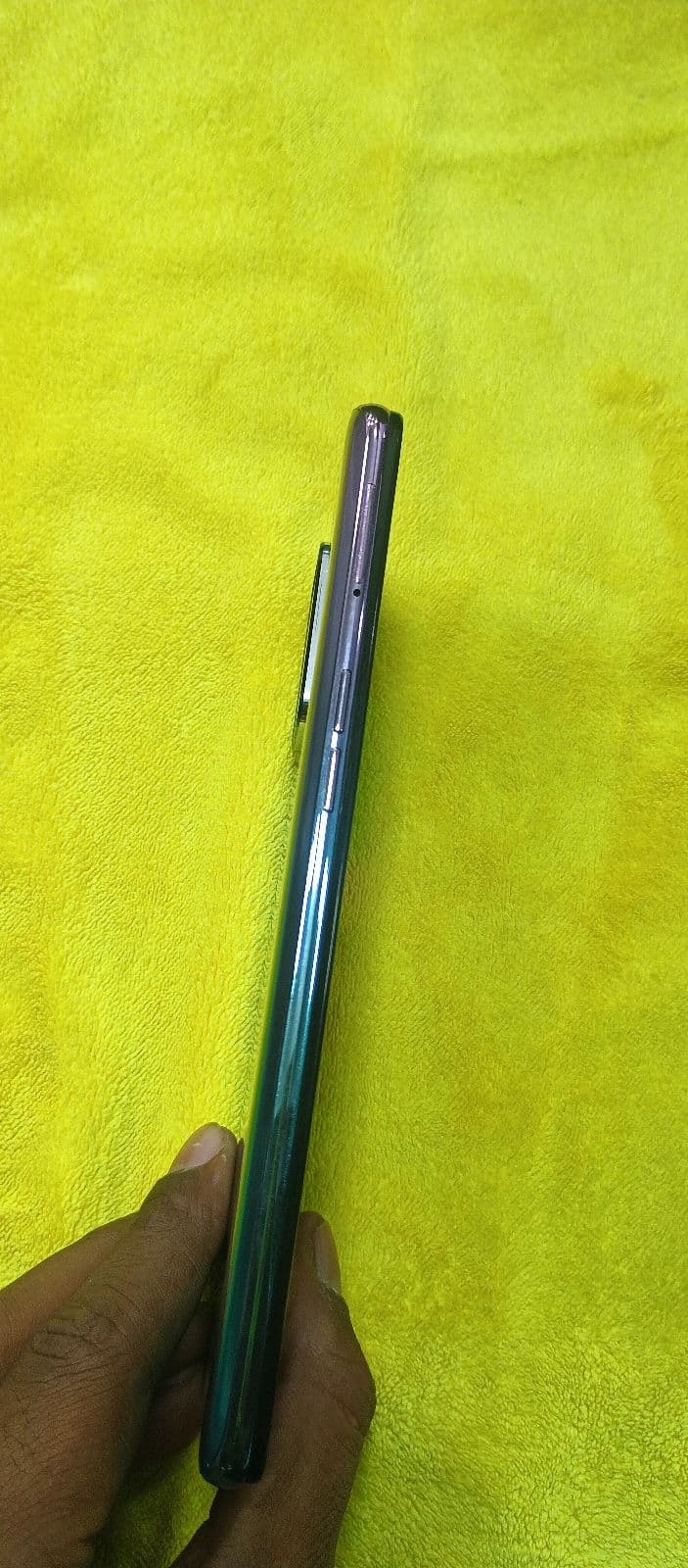 Oppo F19 Pro 8GB / 128GB in Space Silver — photo 4