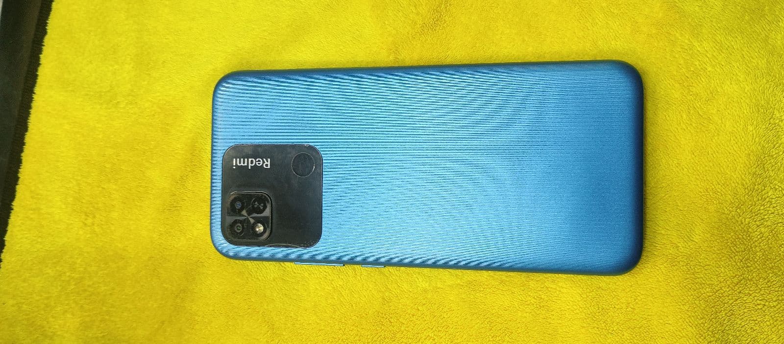 Xiaomi Redmi 10 4GB / 128GB in Sea Blue — photo 1