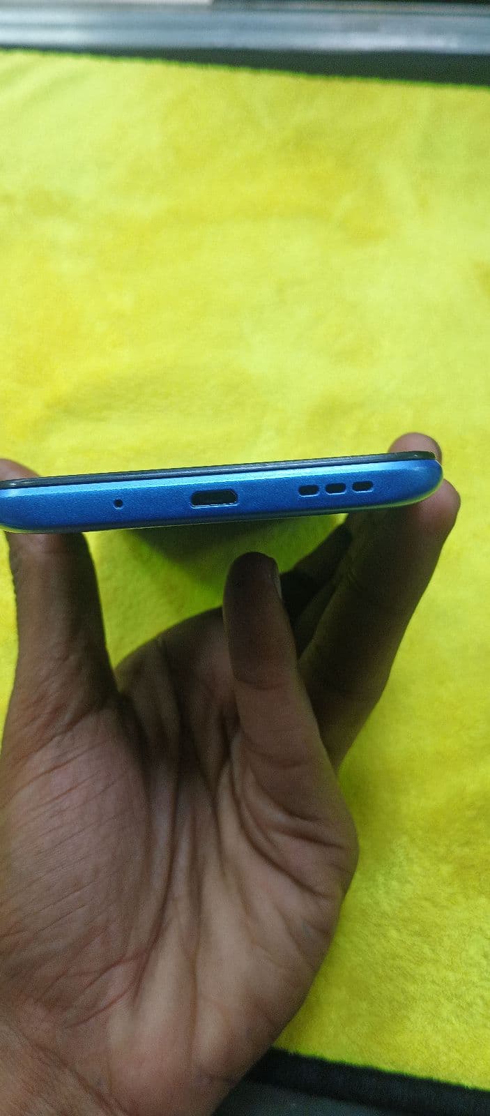 Xiaomi Redmi 10 4GB / 128GB in Sea Blue — photo 5