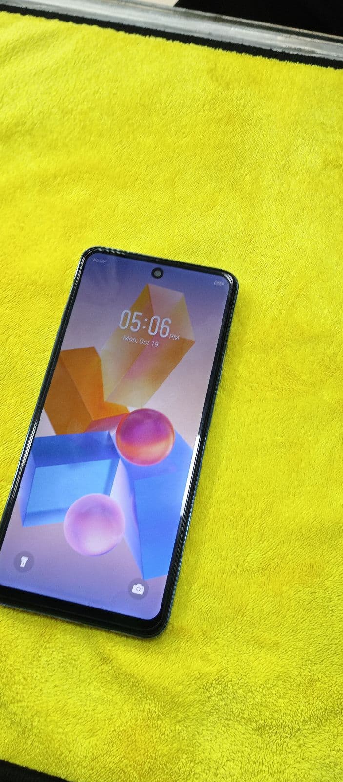 Infinix Hot 40i 8GB / 256GB in Palm Blue — photo 2