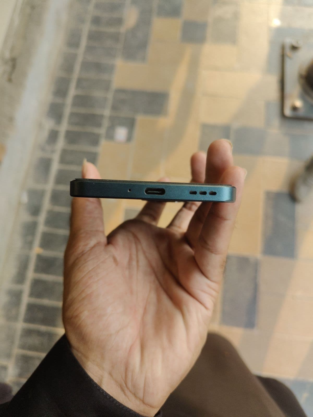 Oppo Reno 11 F 5G 8GB / 256GB in Palm Green — photo 5