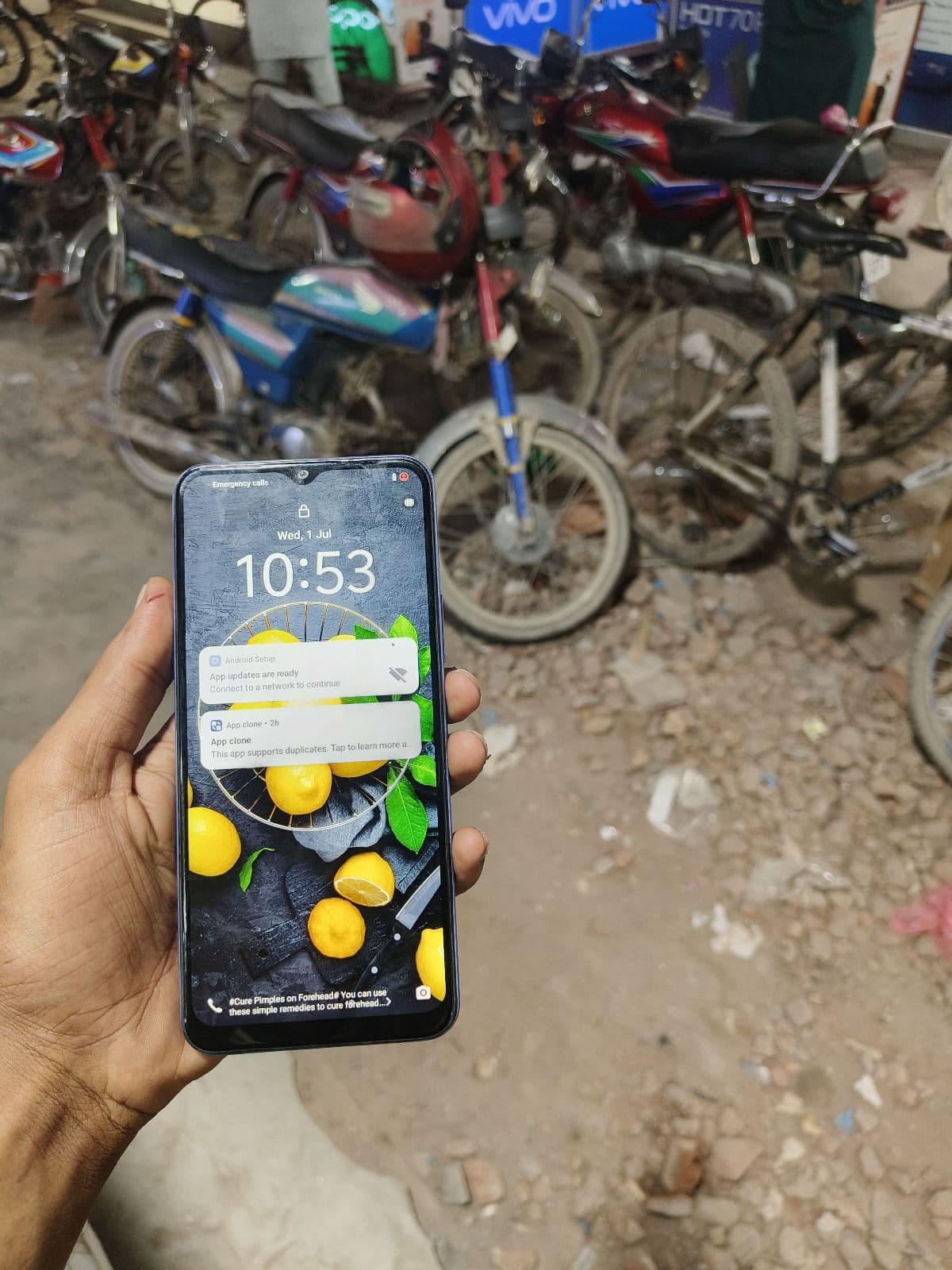 Vivo Y17s 6GB / 128GB in Glitter Purple — photo 2