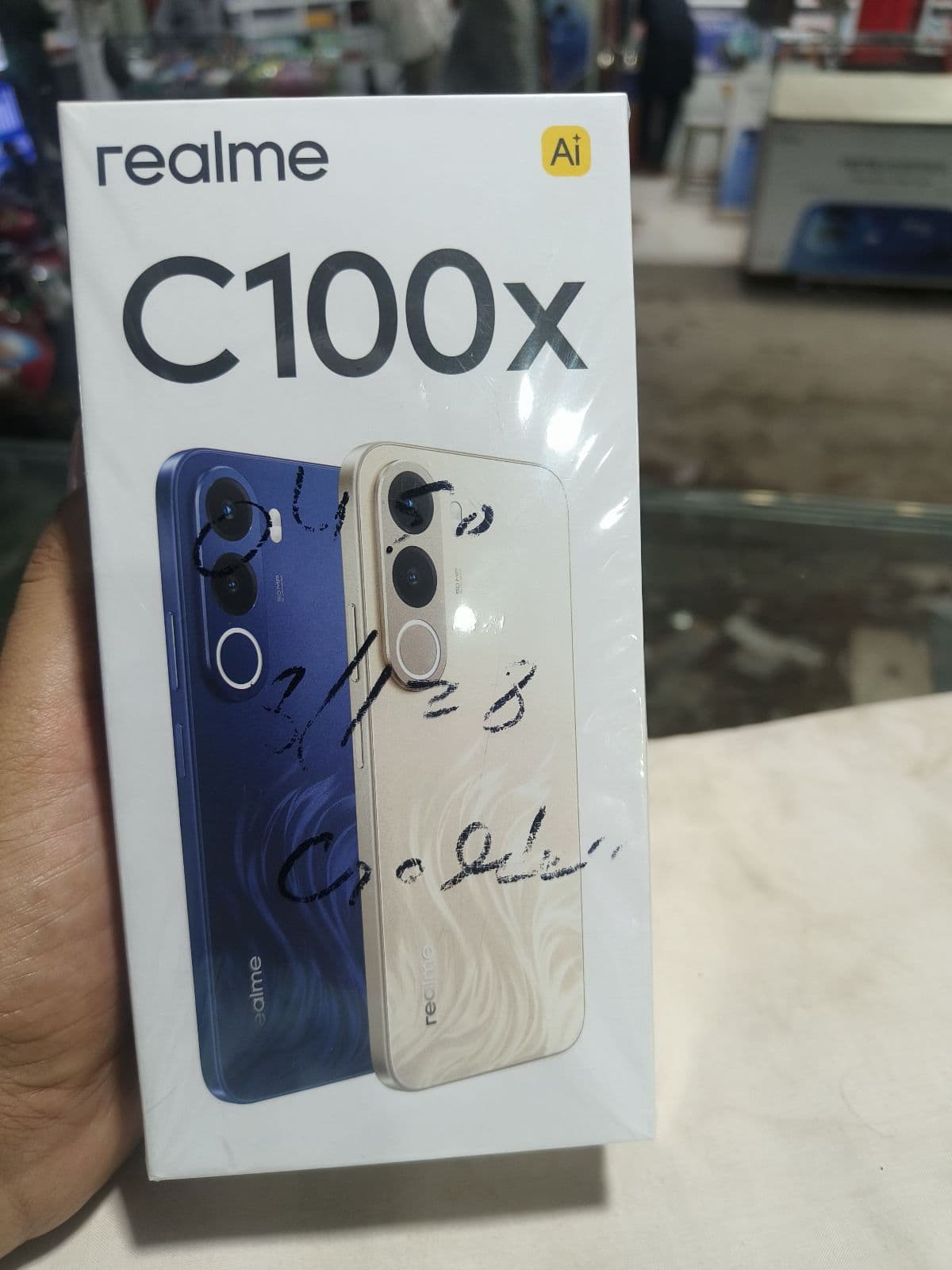 Realme C100x 6GB / 128GB in Golden Coast — photo 2