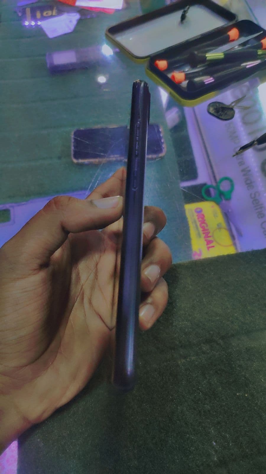 Realme C25s 4GB / 128GB in Water Gray — photo 3