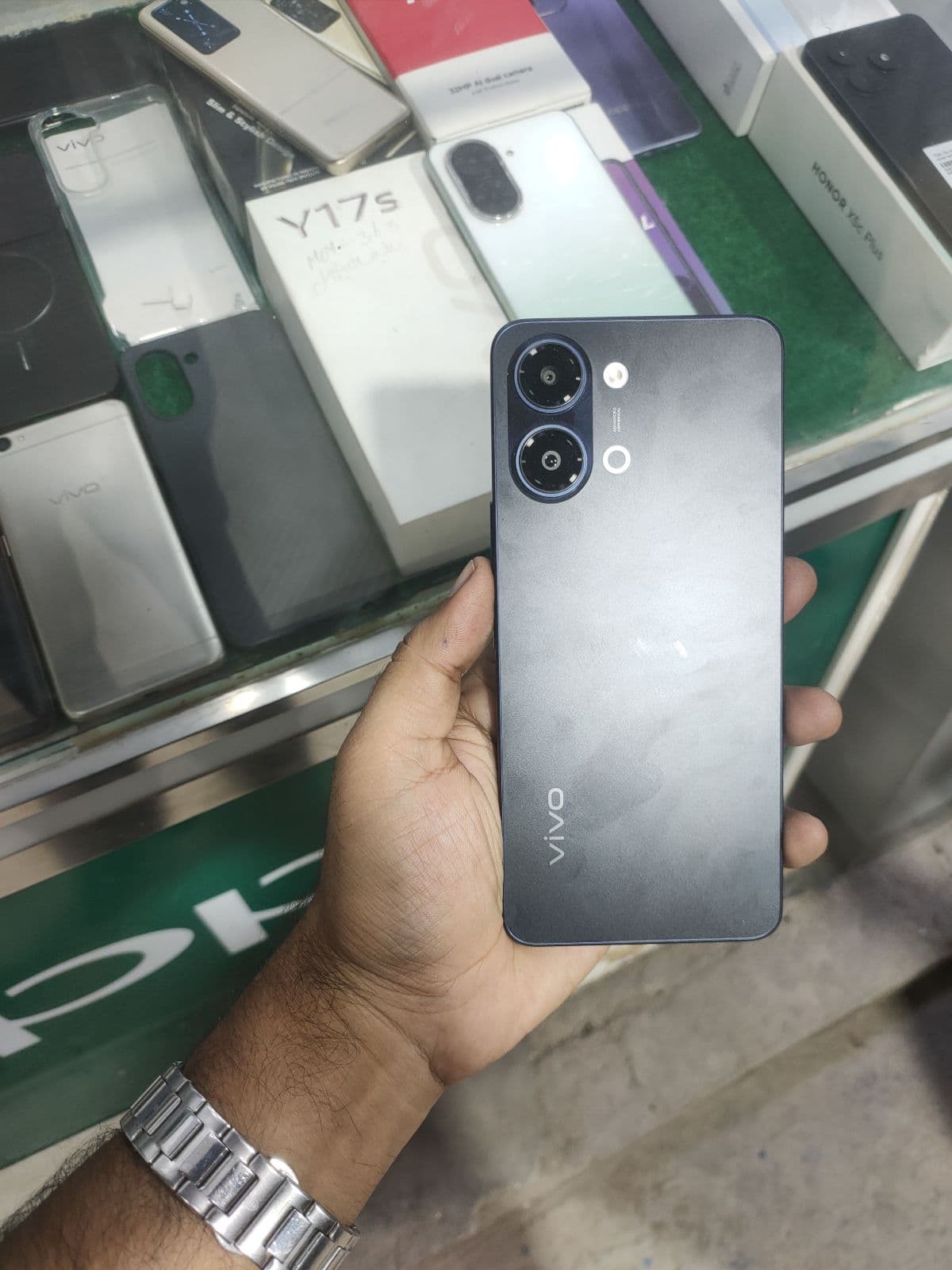 Vivo Y05 · 4GB / 64GB