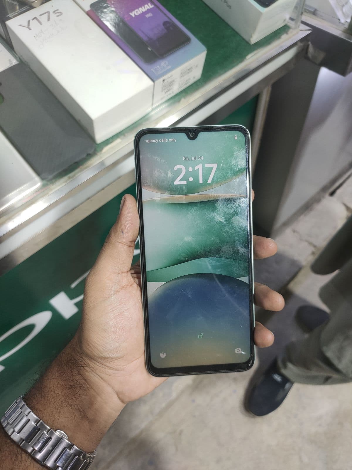Xiaomi Redmi A5 4GB / 128GB in Lake Green — photo 2