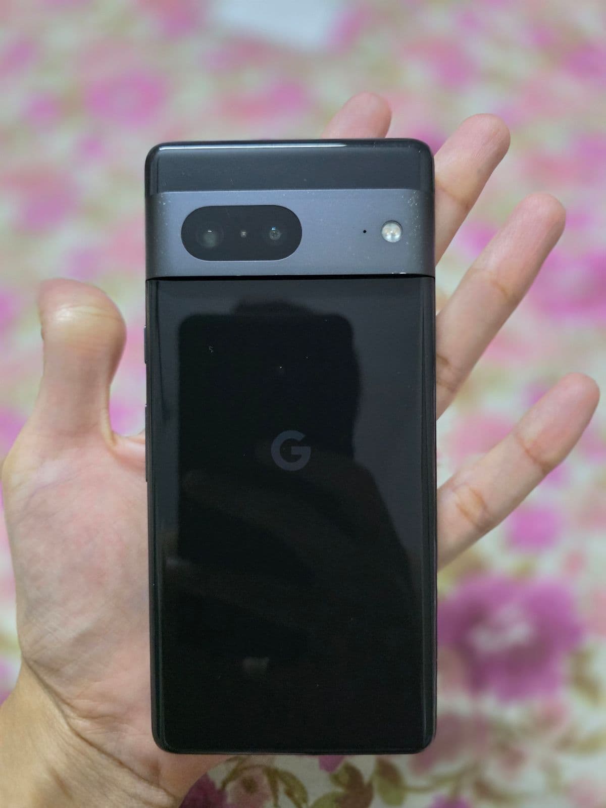 Google Pixel 7 8GB / 128GB in Obsidian — photo 1