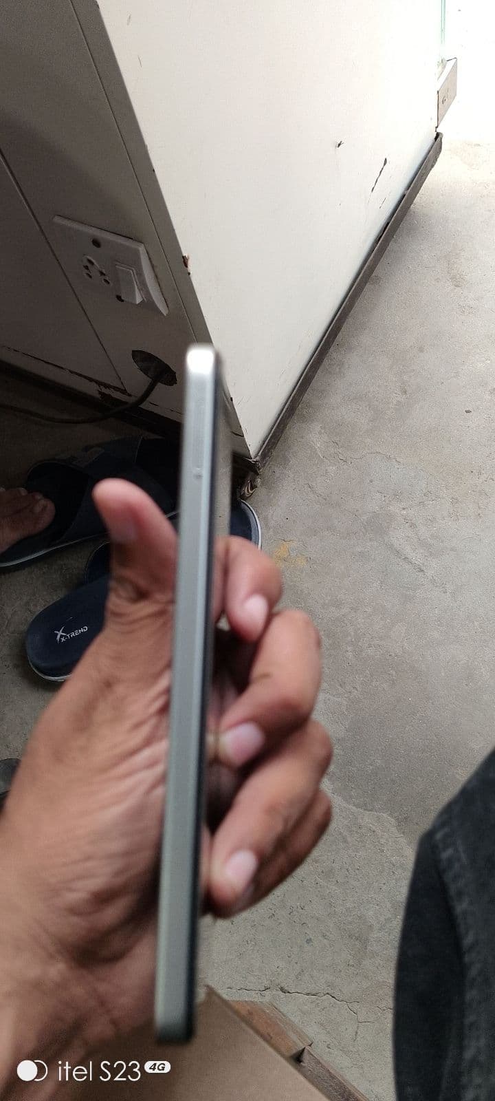 Infinix Smart 9 4GB / 128GB in Neo Titanium — photo 4