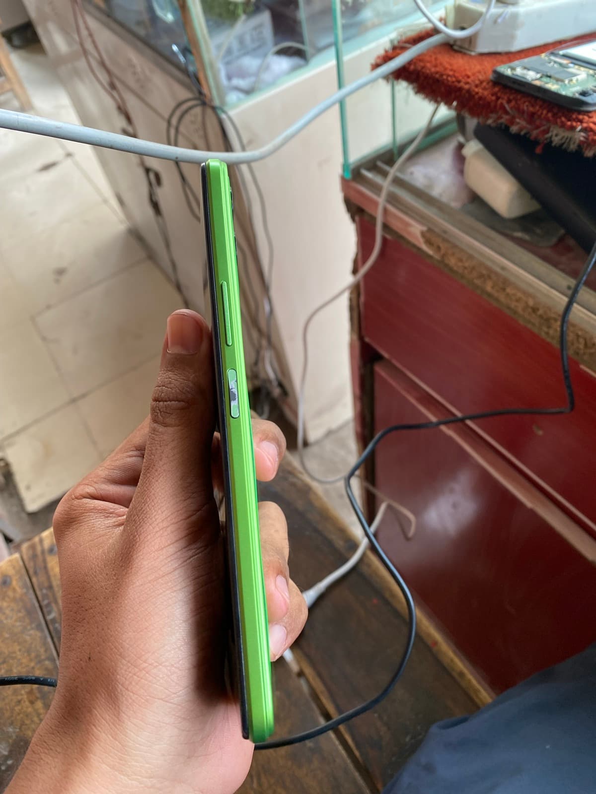 Infinix Hot 12 6GB / 128GB in Lucky Green — photo 5