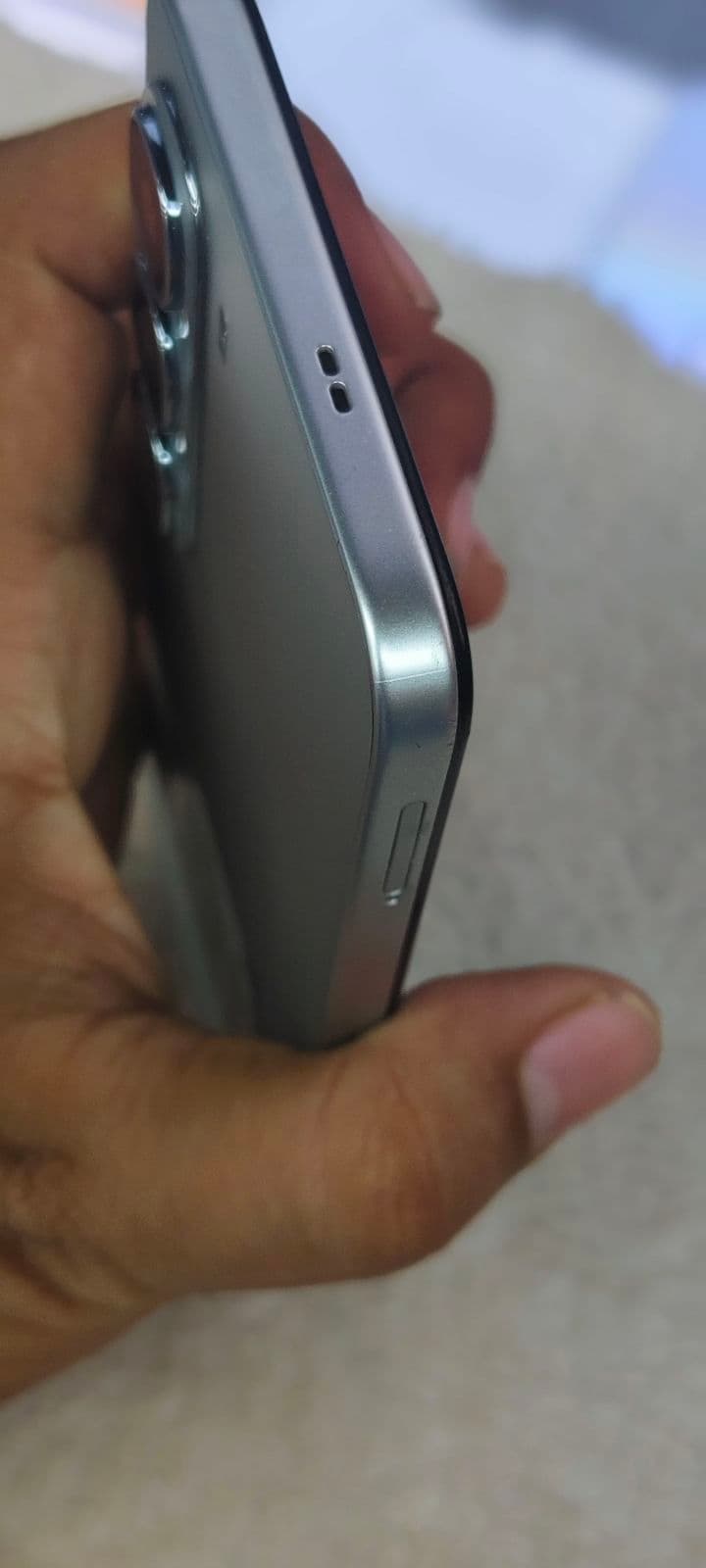 Infinix Hot 60i 6GB / 128GB in Titanium Silver — photo 4