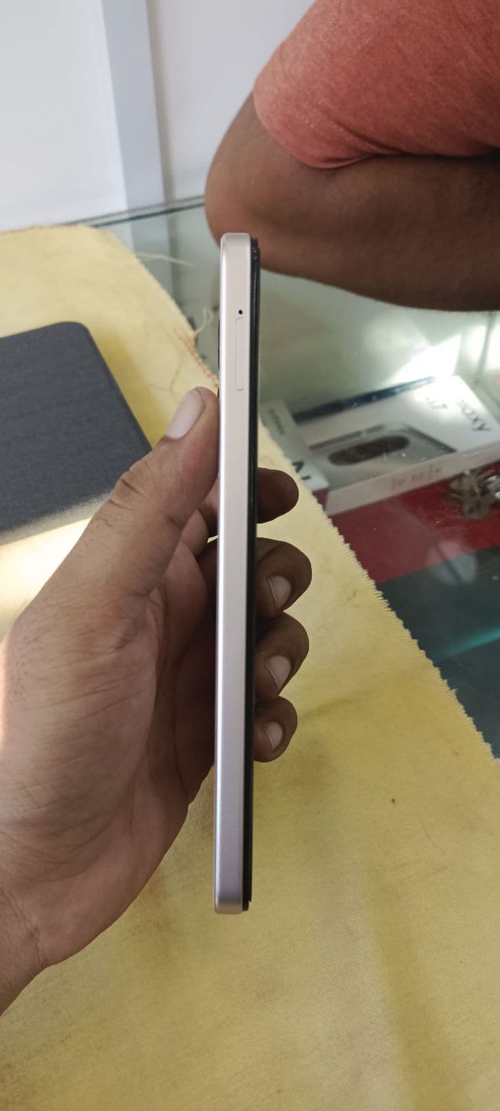 Vivo Y05 4GB / 128GB in Summit Platinum — photo 3