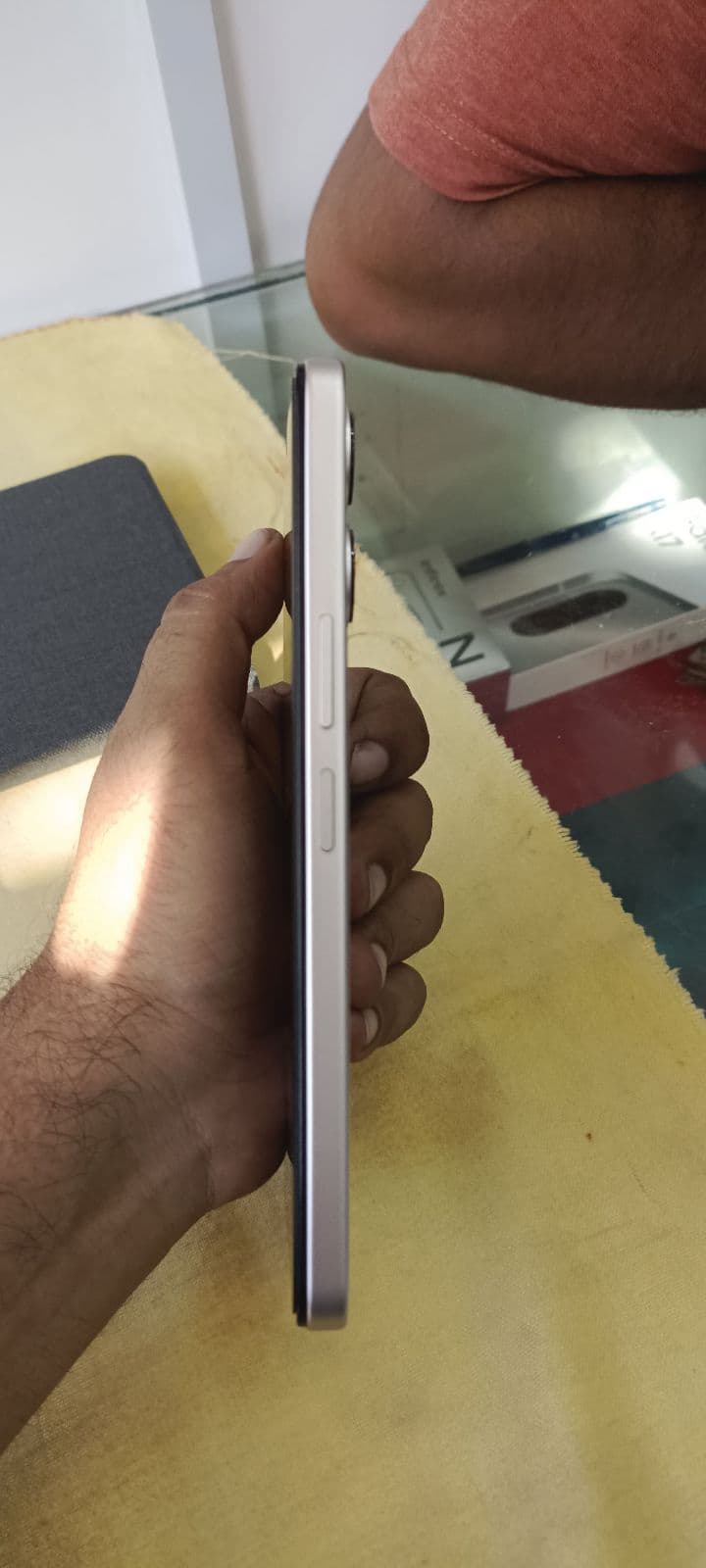 Vivo Y05 4GB / 128GB in Summit Platinum — photo 4