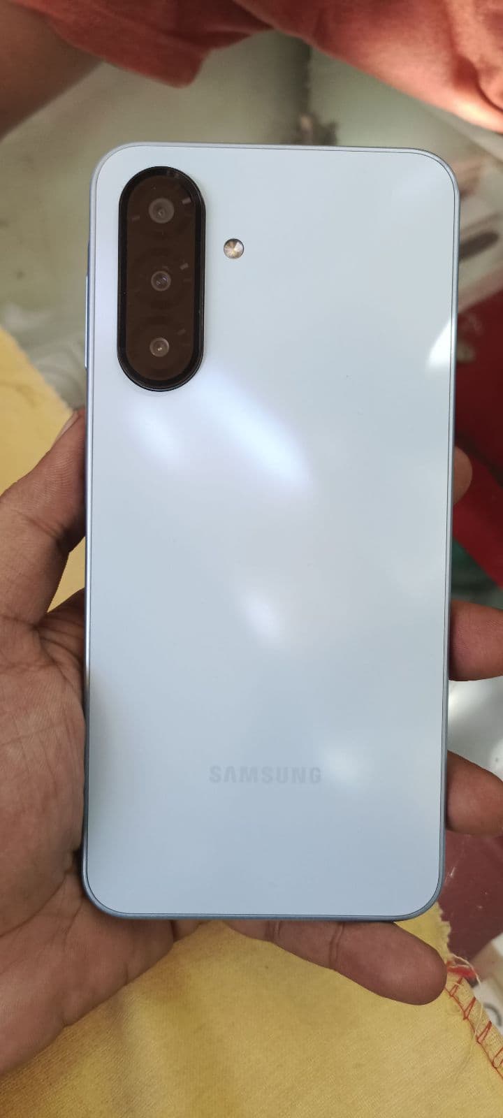 Samsung Galaxy A17 8GB / 256GB in Light Blue — photo 1