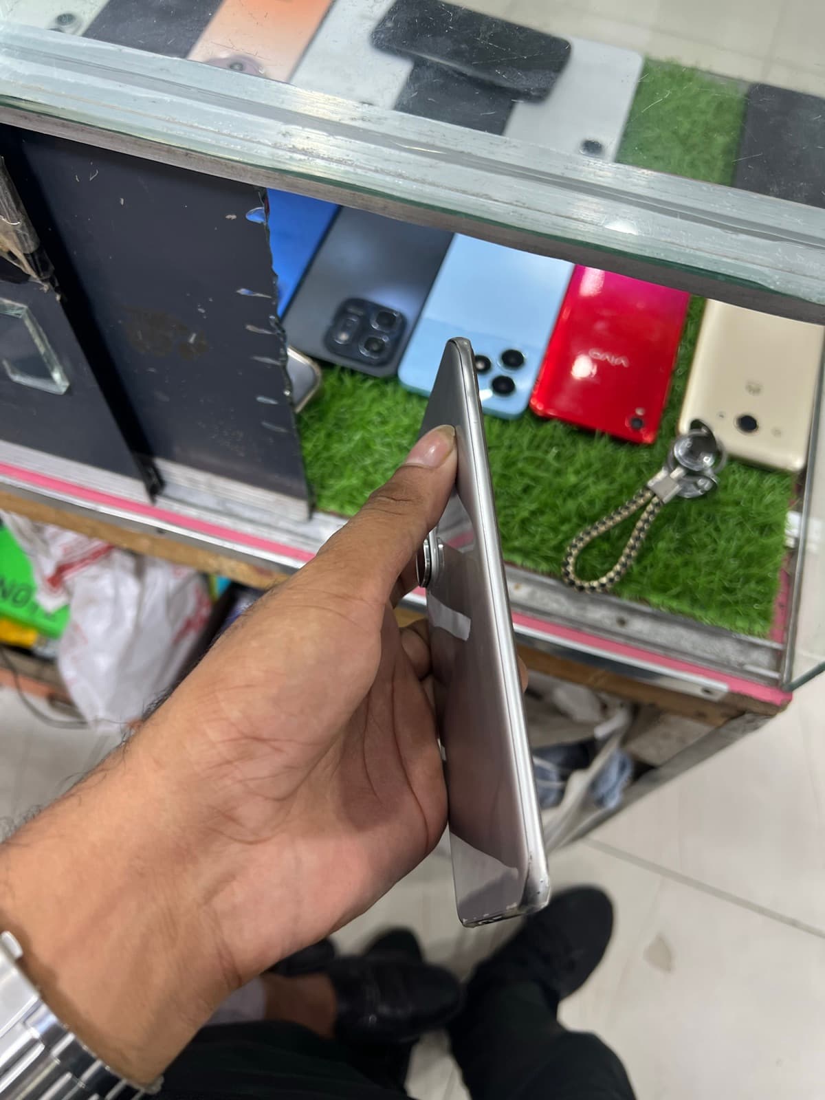 Infinix Hot 60 Pro+ 8GB / 256GB in Titanium Grey — photo 4