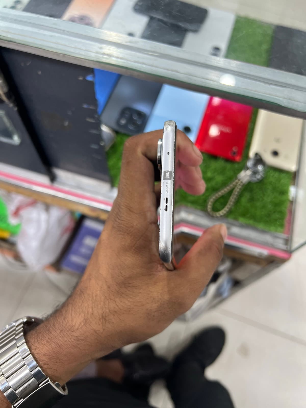 Infinix Hot 60 Pro+ 8GB / 256GB in Titanium Grey — photo 5