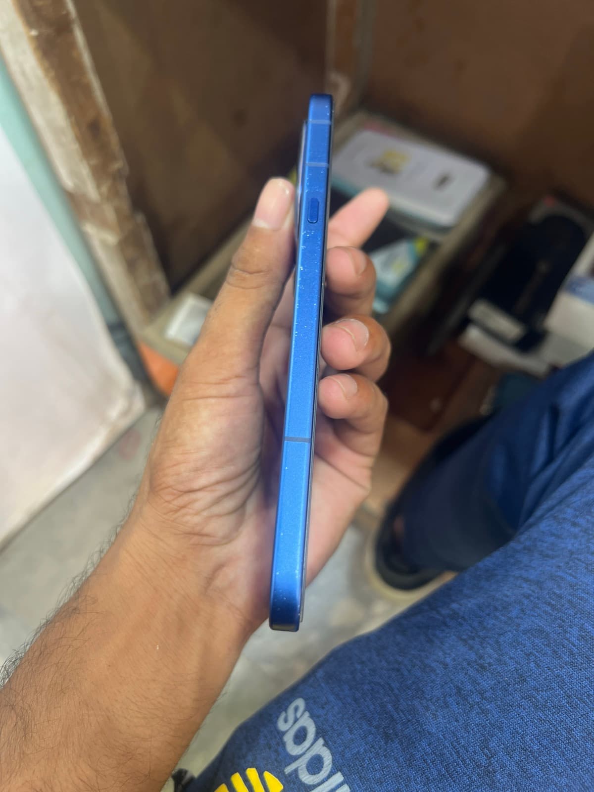 Infinix Note 60 Pro 8GB / 256GB in Deep Ocean Blue — photo 4