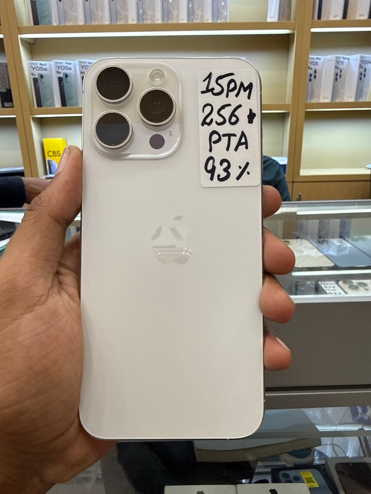 iPhone 15 Pro Max · 256GB