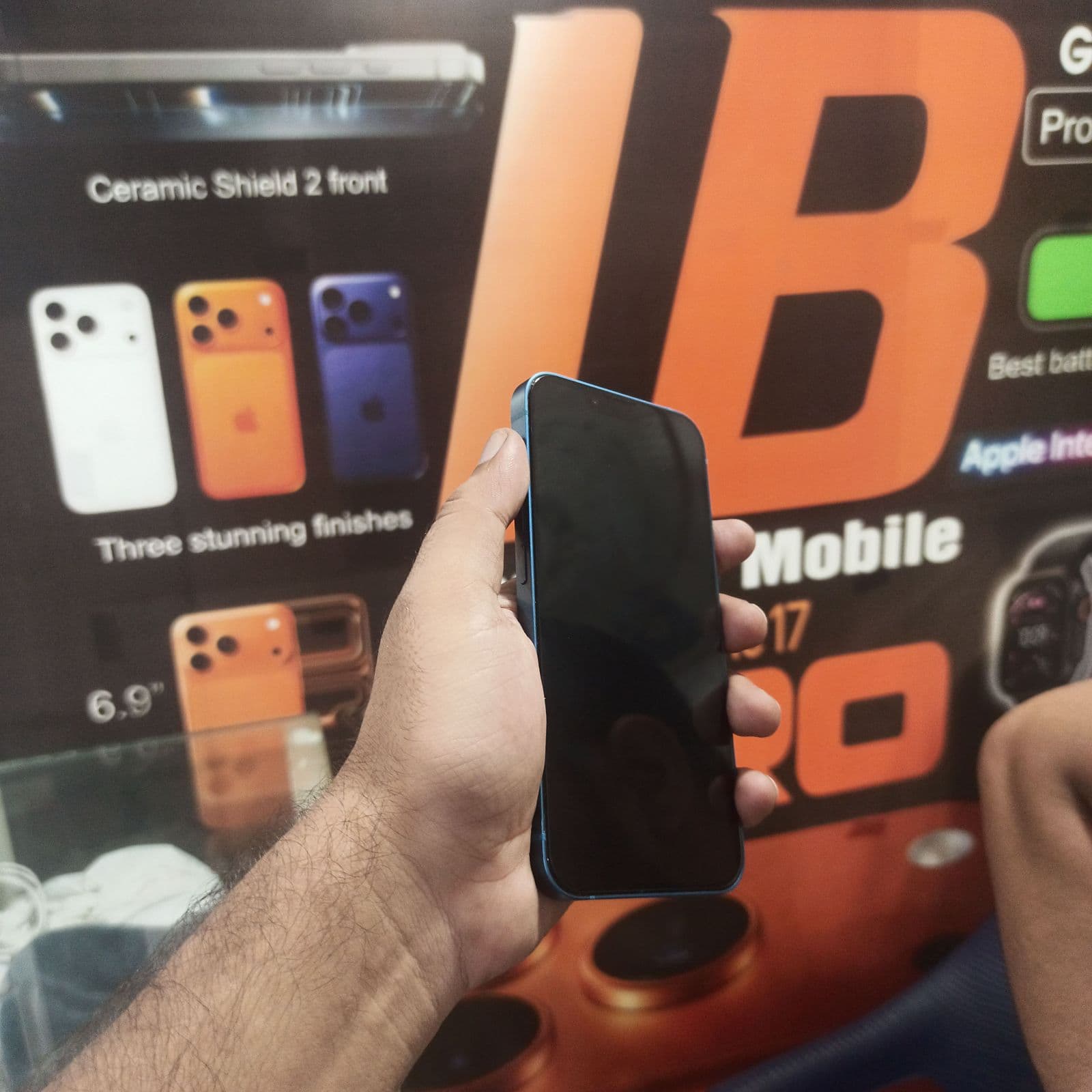 Apple iPhone 13 512GB in Blue — photo 2