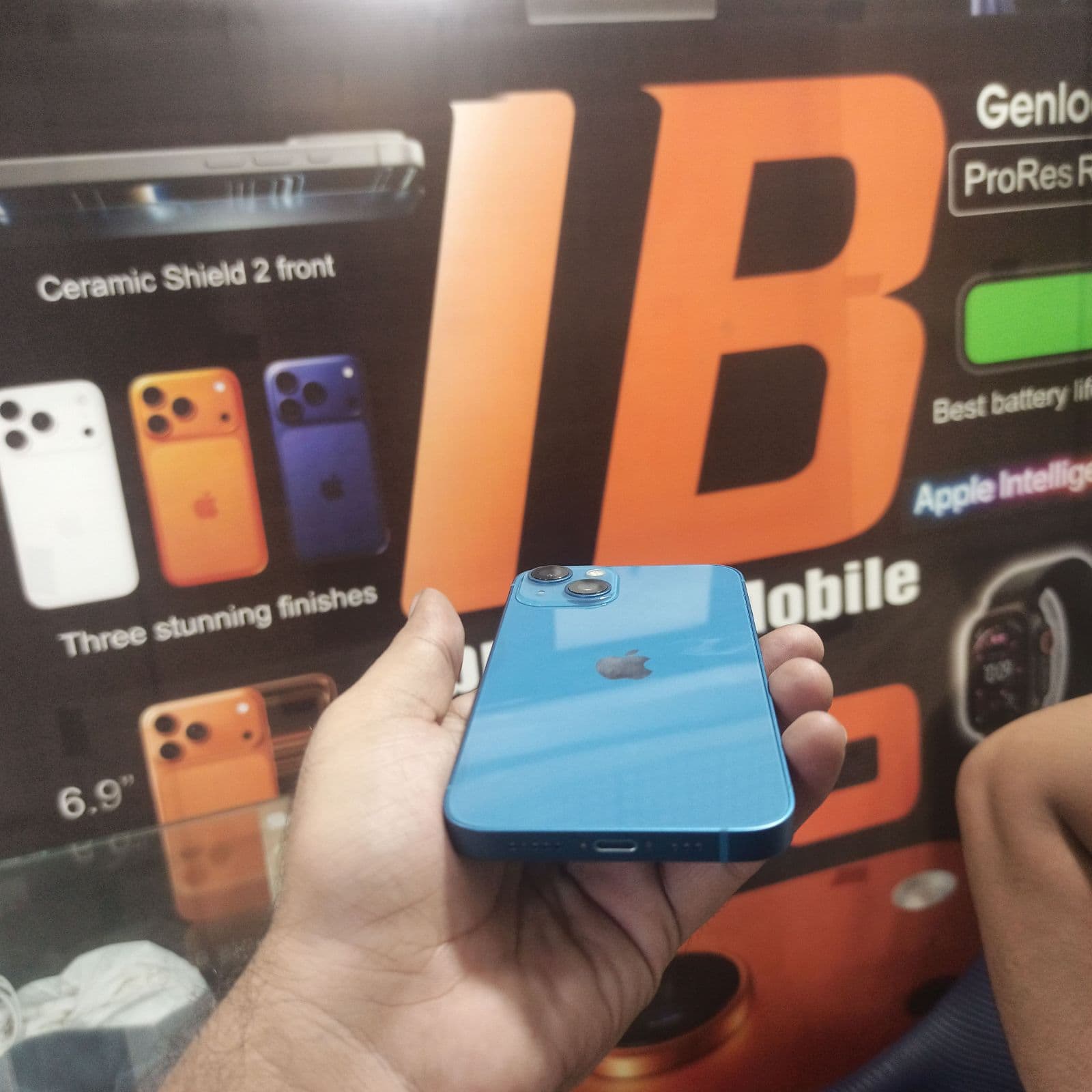 Apple iPhone 13 512GB in Blue — photo 3