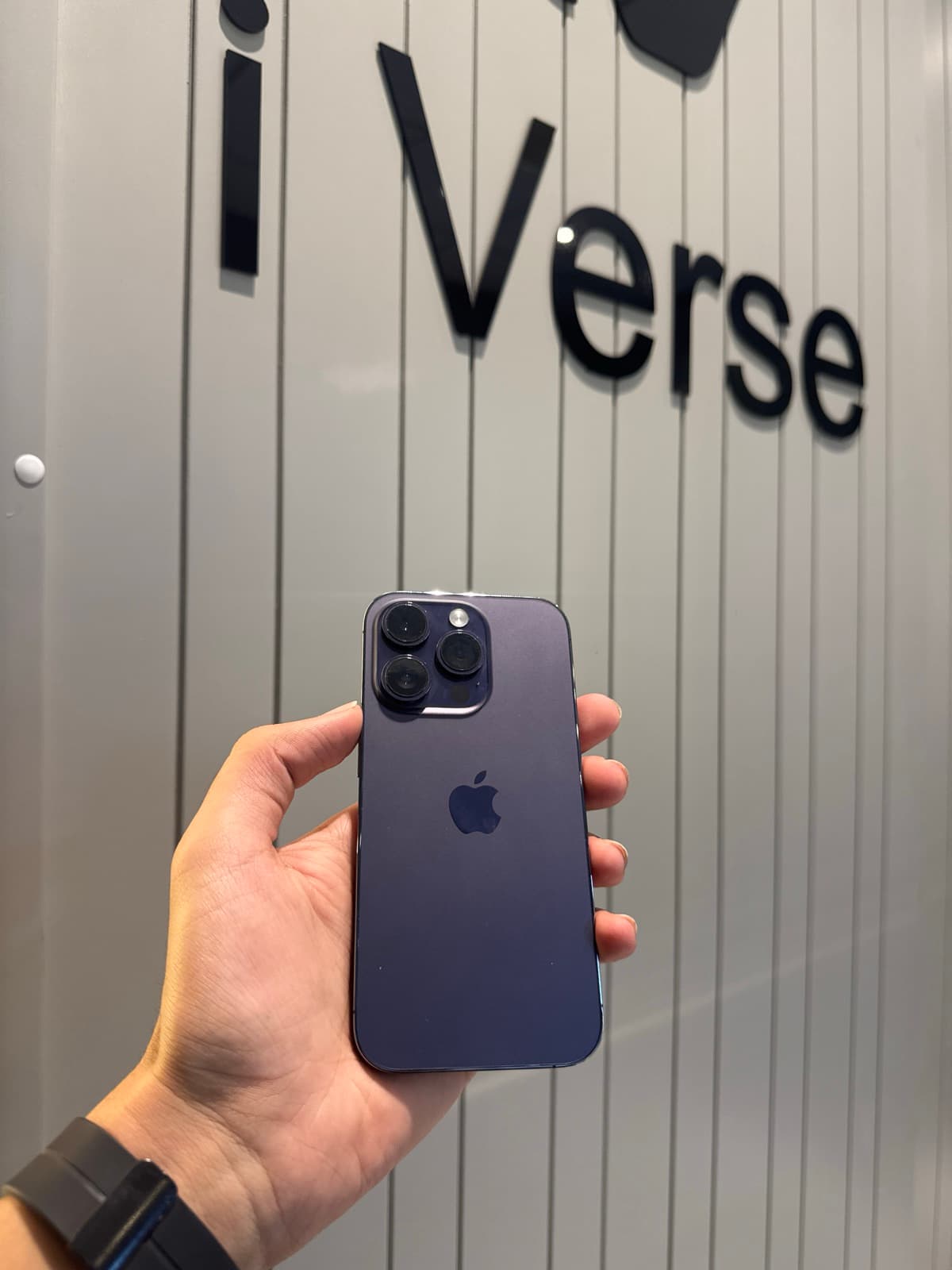iPhone 14 Pro · 512GB