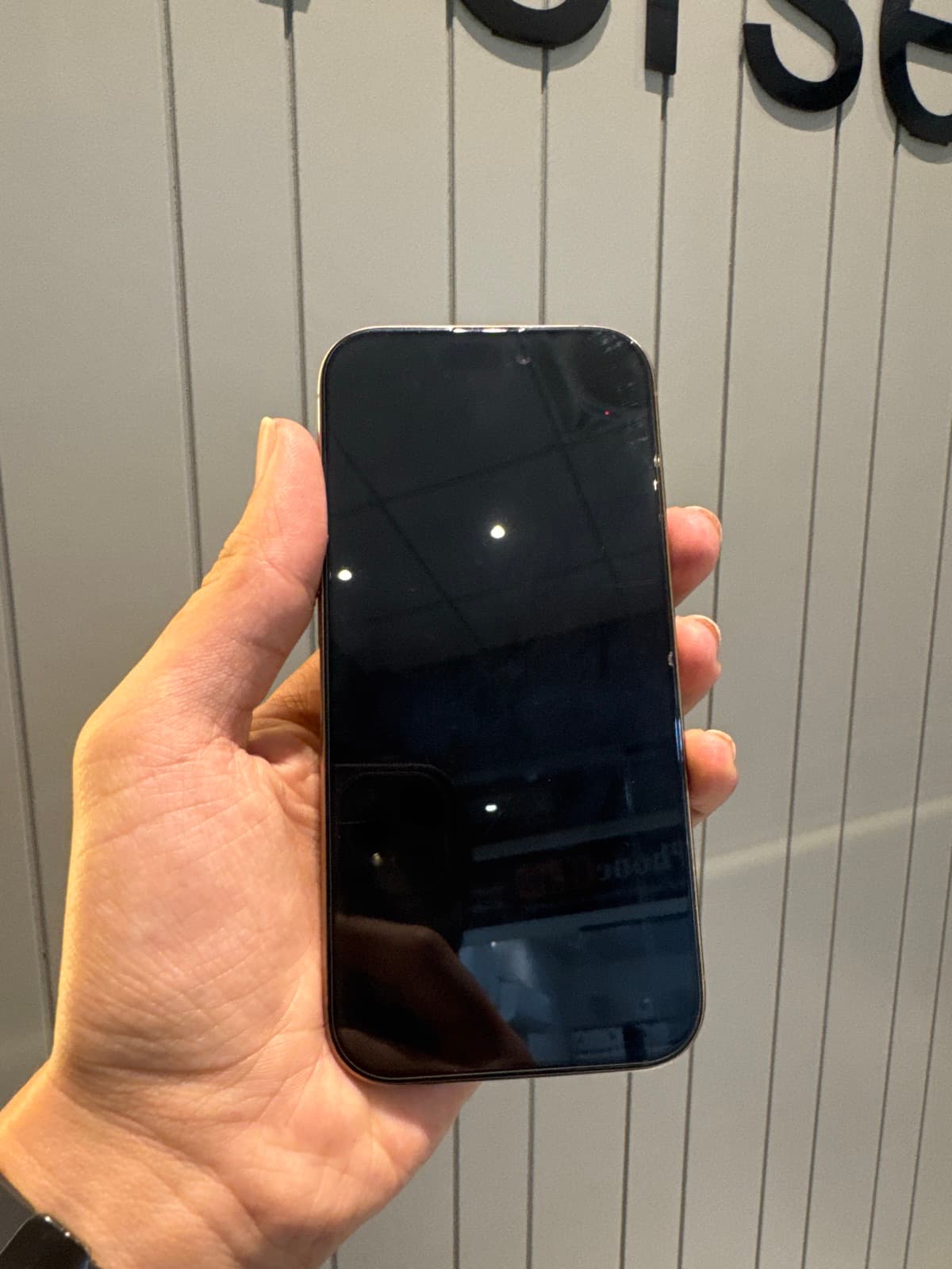 Apple iPhone 16 Pro 128GB in Desert Titanium — photo 4