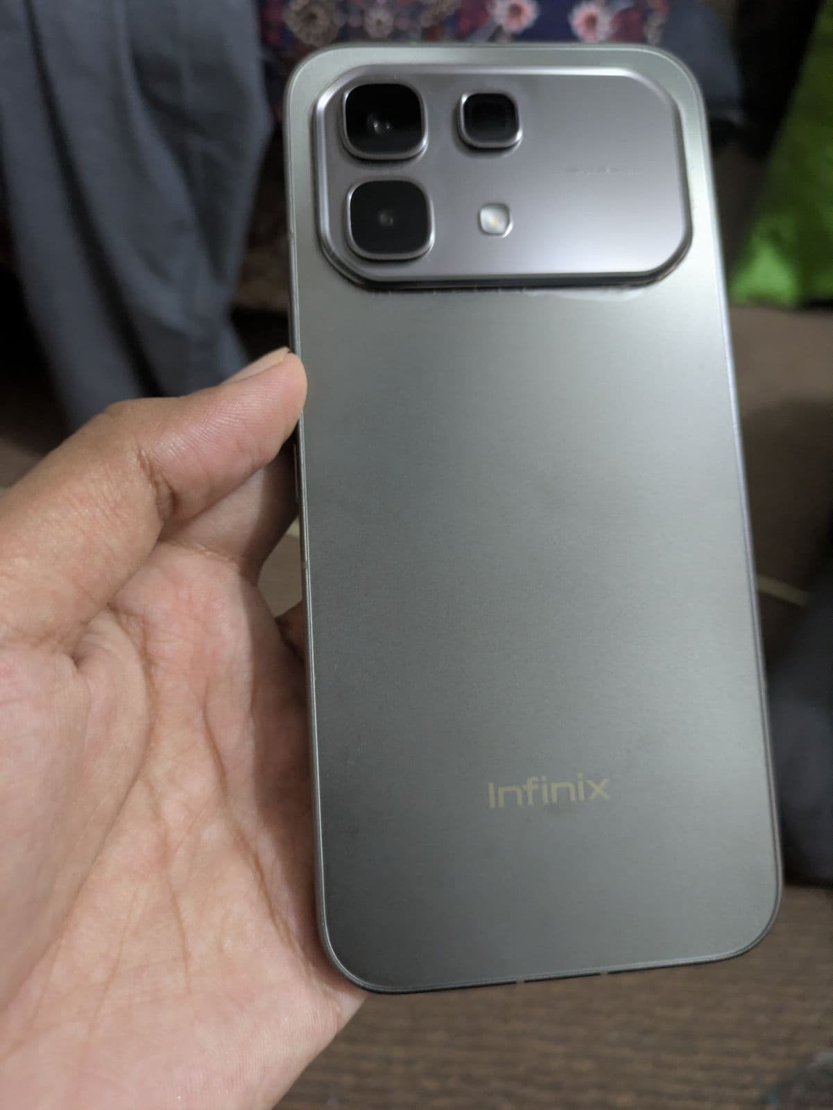 Infinix Note 60 8GB / 256GB in Mist Titanium — photo 3