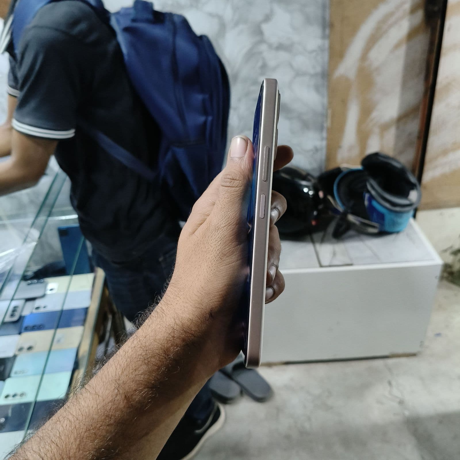 Vivo Y31d 8GB / 256GB in Glow White — photo 3