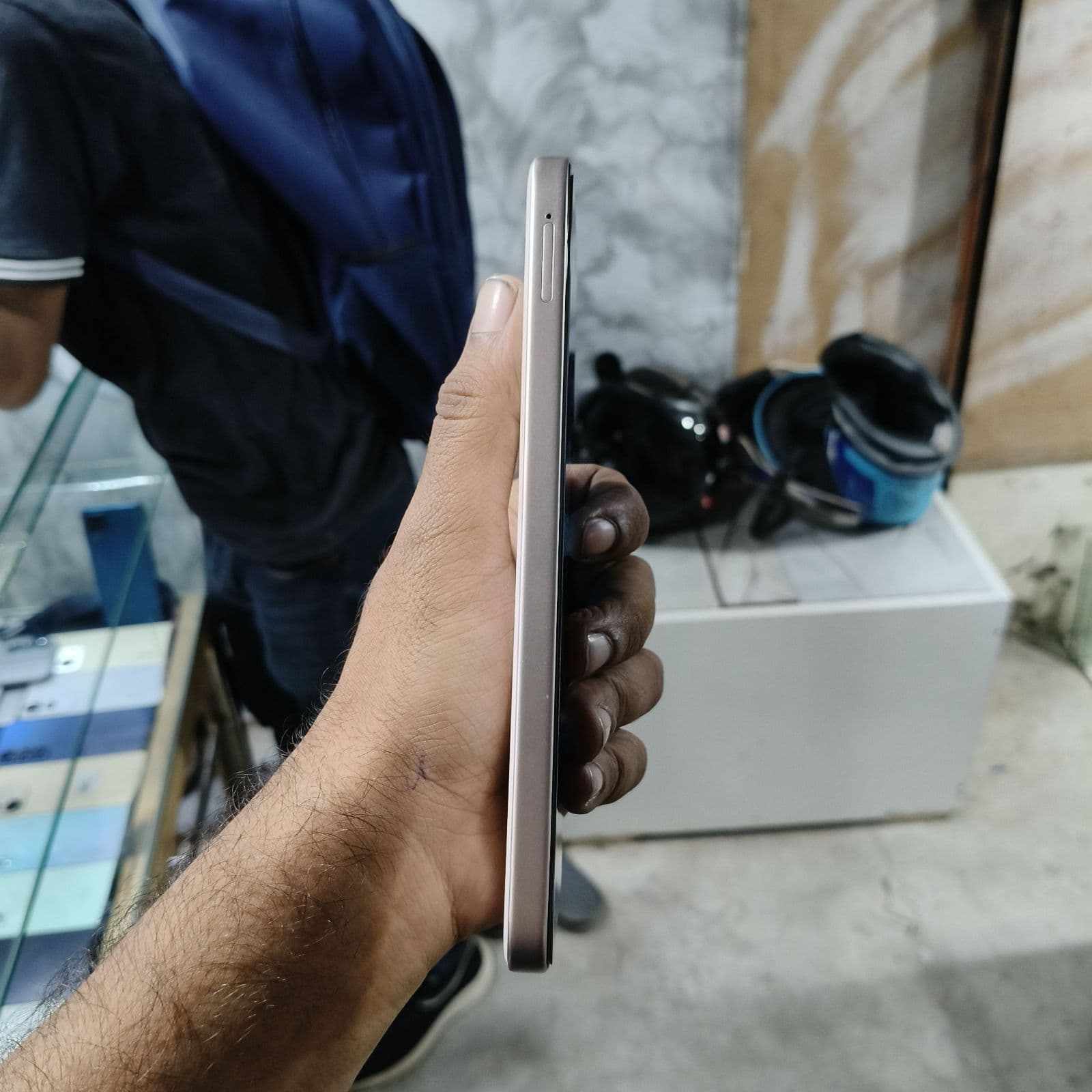 Vivo Y31d 8GB / 256GB in Glow White — photo 4