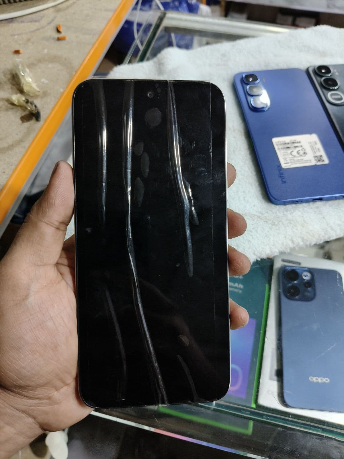 Infinix Smart 20 4GB / 128GB in Polaris Titanium — photo 2