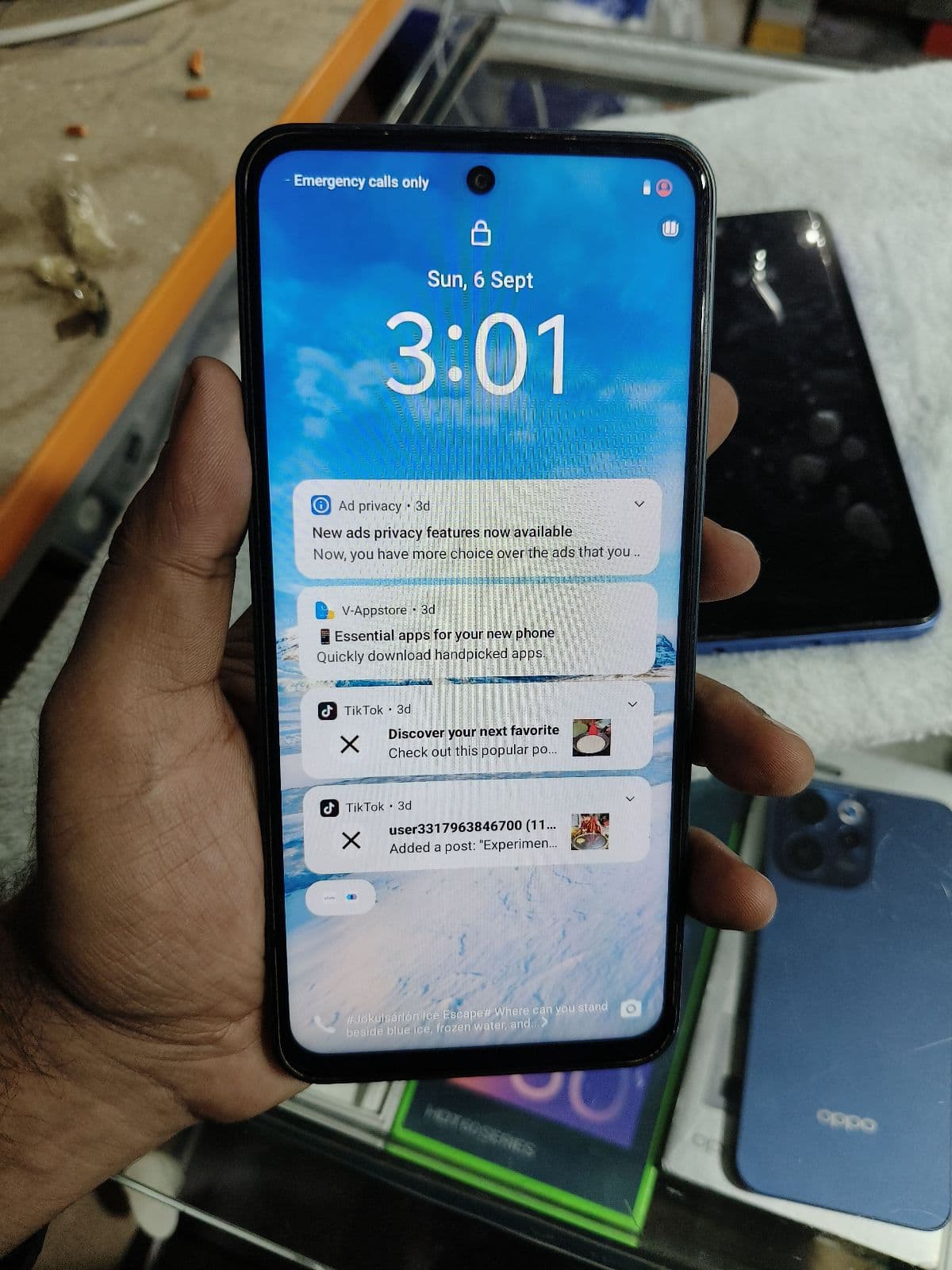 Vivo Y21d 4GB / 128GB in Jade Green — photo 2