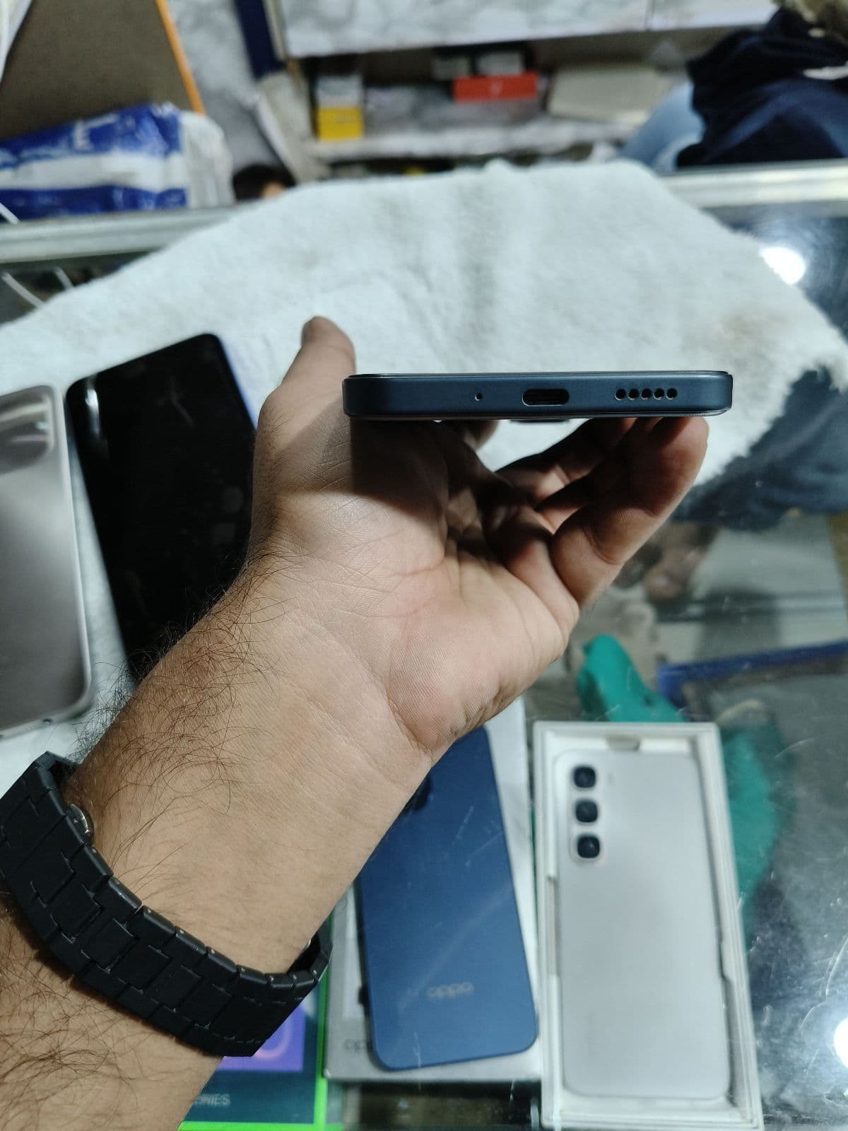 Vivo Y21d 4GB / 128GB in Jade Green — photo 5