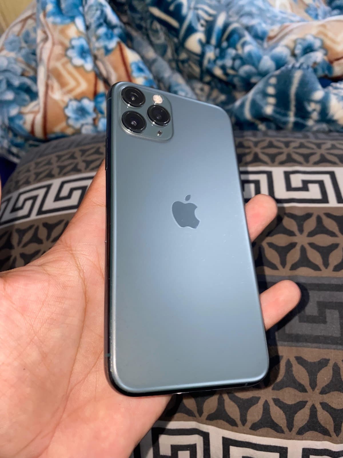iPhone 11 Pro · 256GB