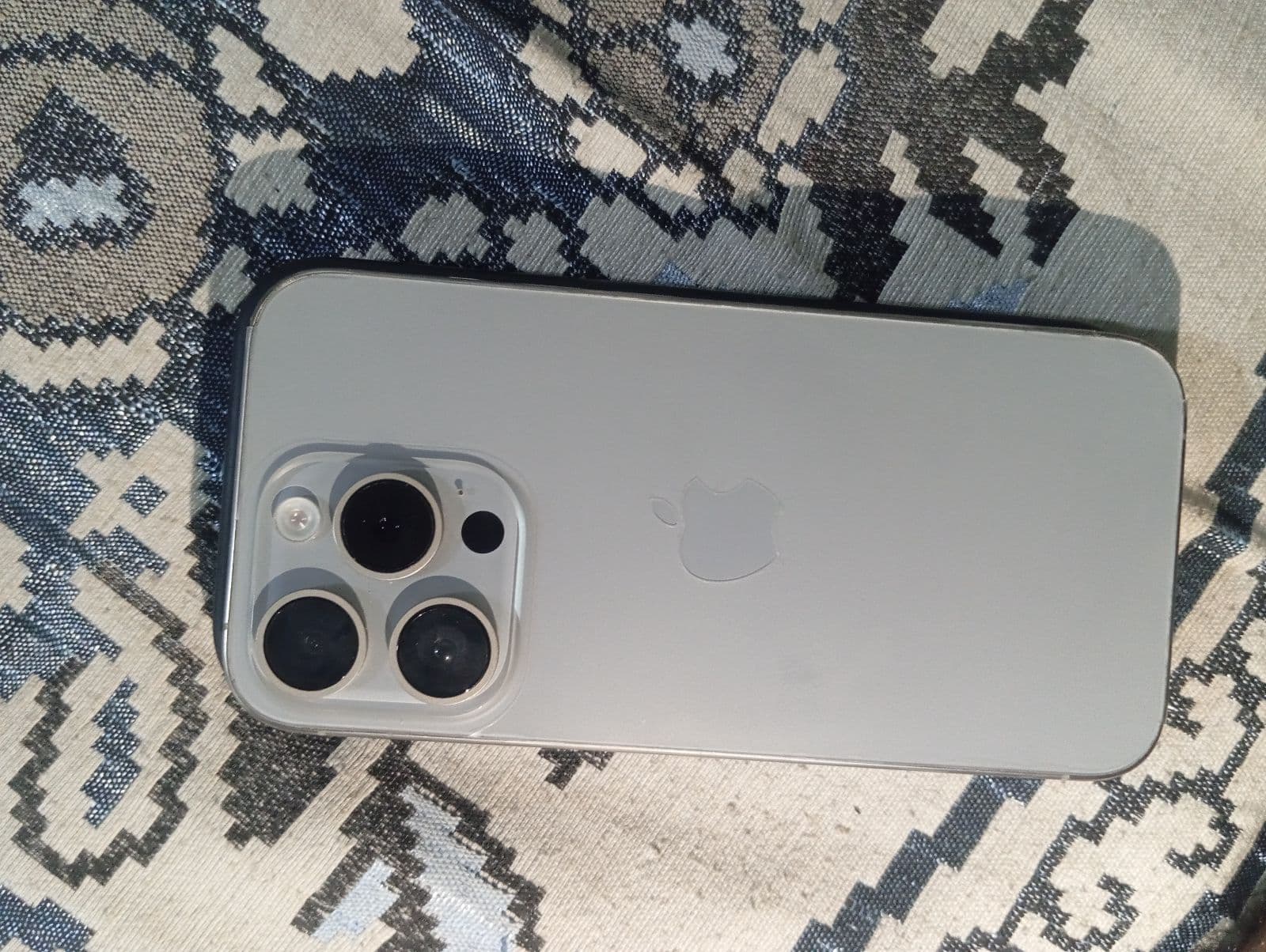Apple iPhone 15 Pro 256GB in Natural Titanium — photo 2