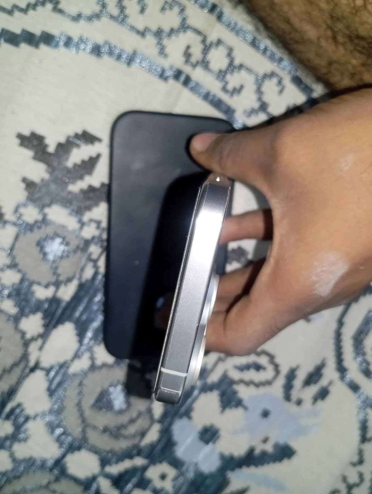 Apple iPhone 15 Pro 256GB in Natural Titanium — photo 3