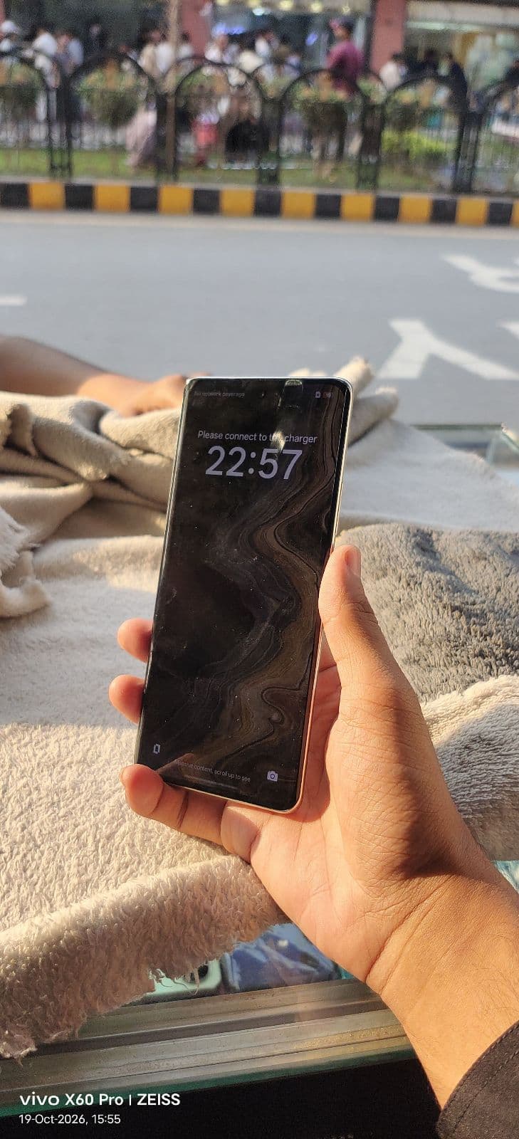 Oppo Reno 11 5G 12GB / 256GB in Rock Grey — photo 2