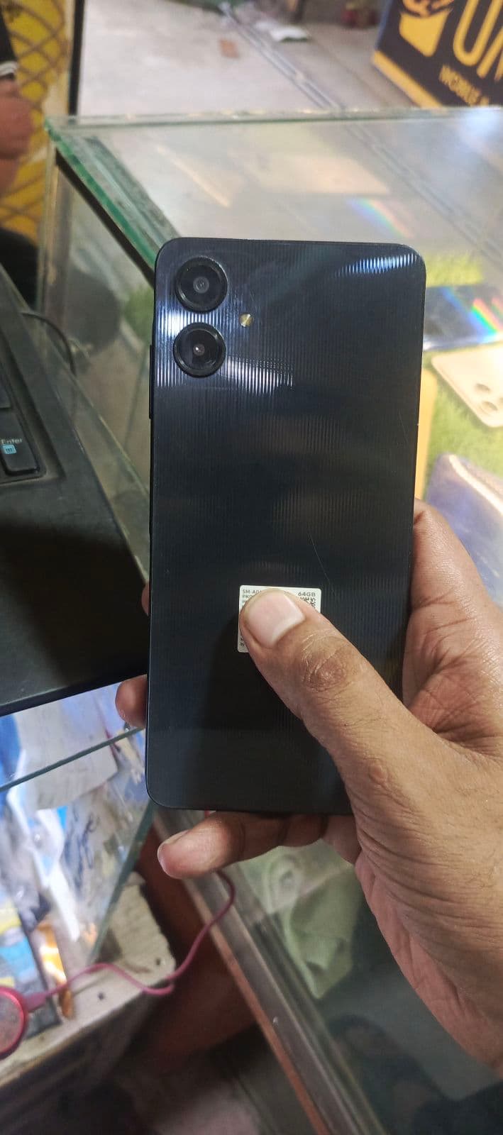 Galaxy A06 · 4GB / 64GB