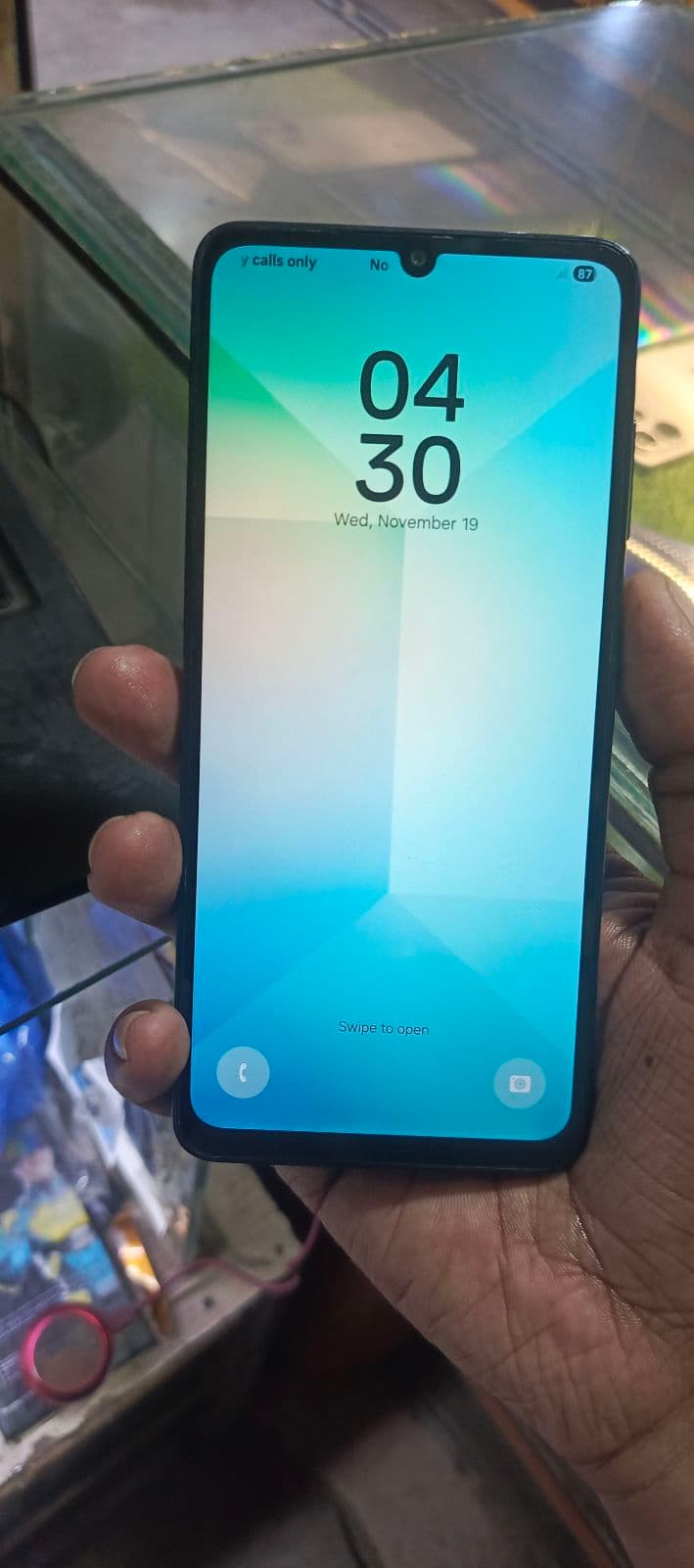Samsung Galaxy A06 4GB / 64GB in Black — photo 3